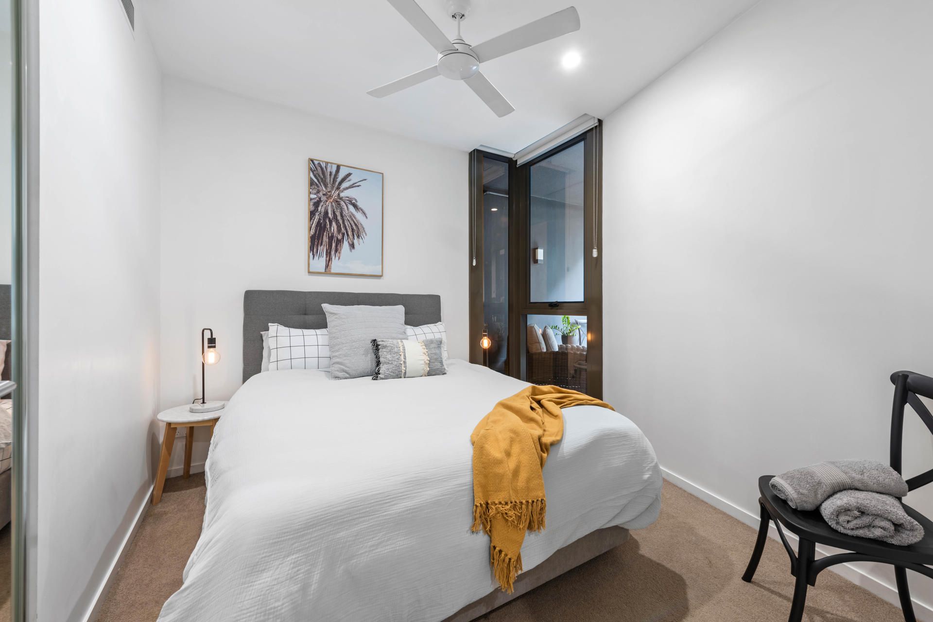 41004/1033 Ann Street — photo 7 of 12