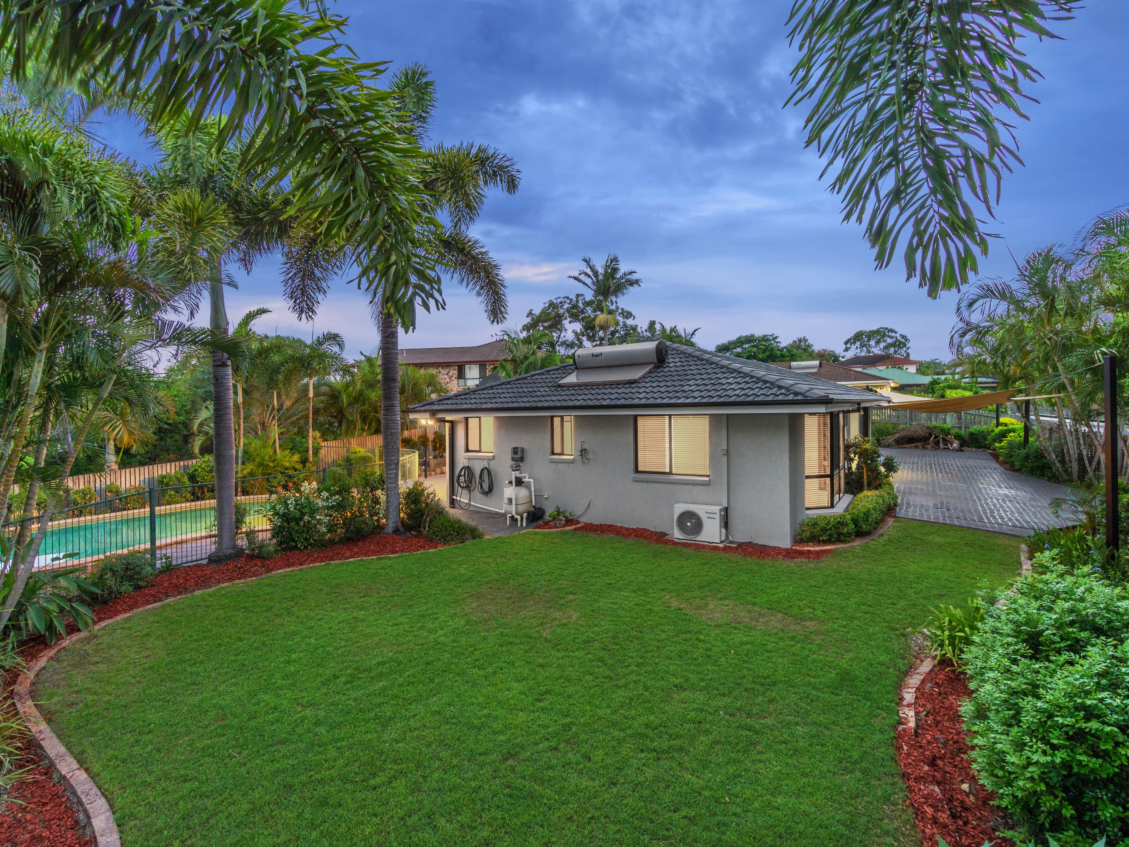 76 Bangalow Street, Bridgeman Downs, QLD 4035