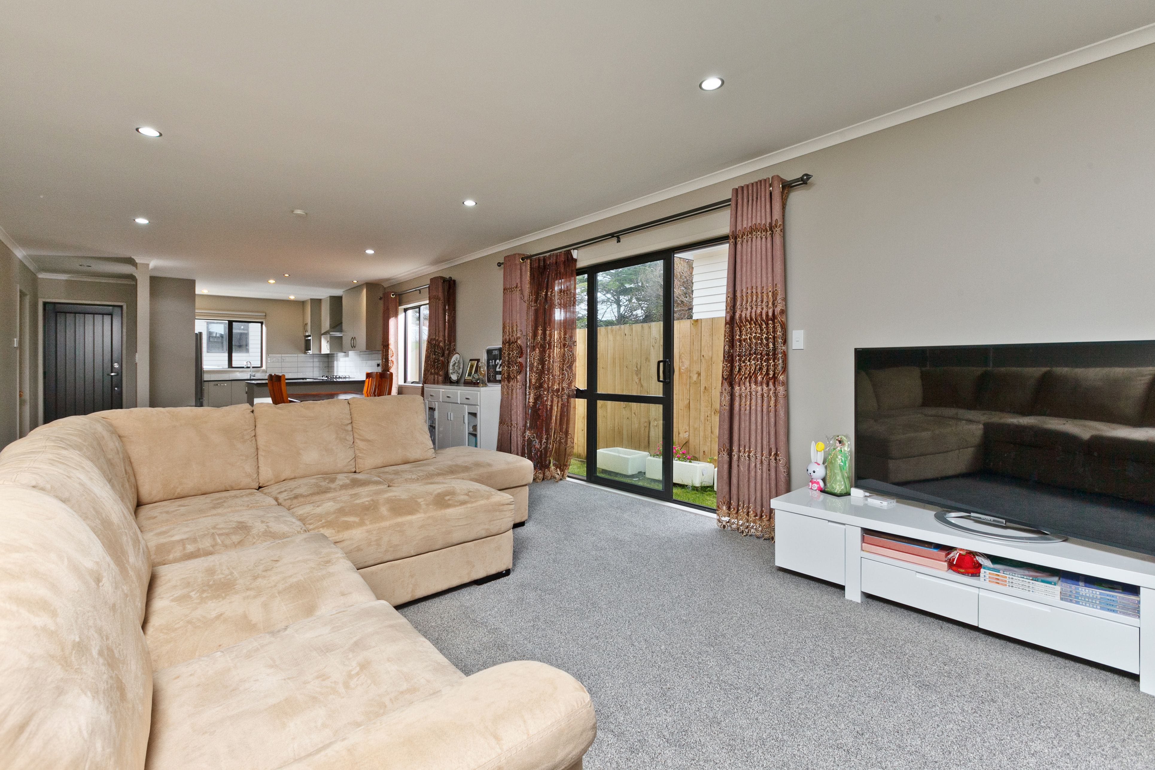 32 Springvale Drive, Albany, North Shore City