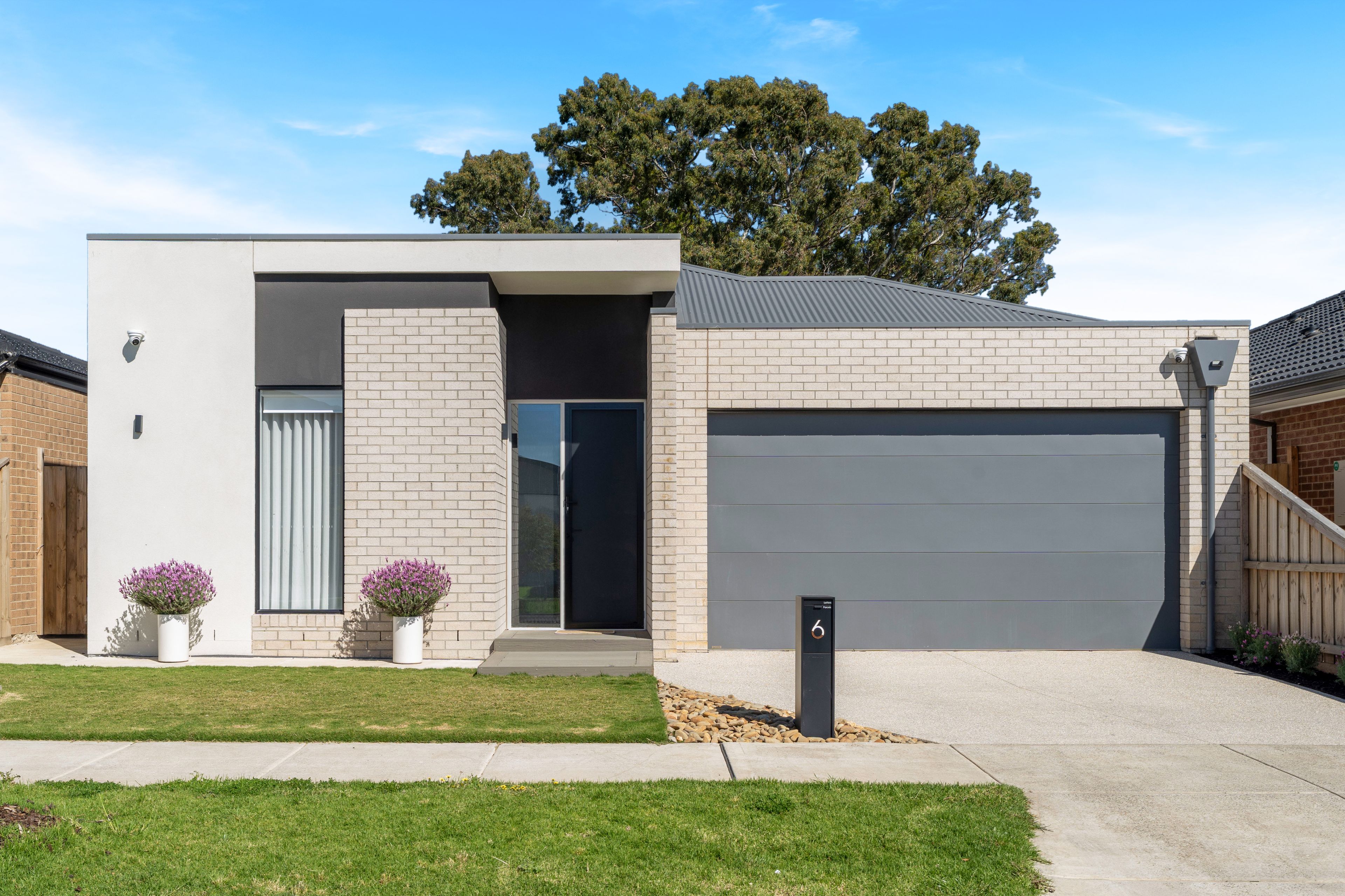 6 Sonny Street — photo from Ray White Craigieburn