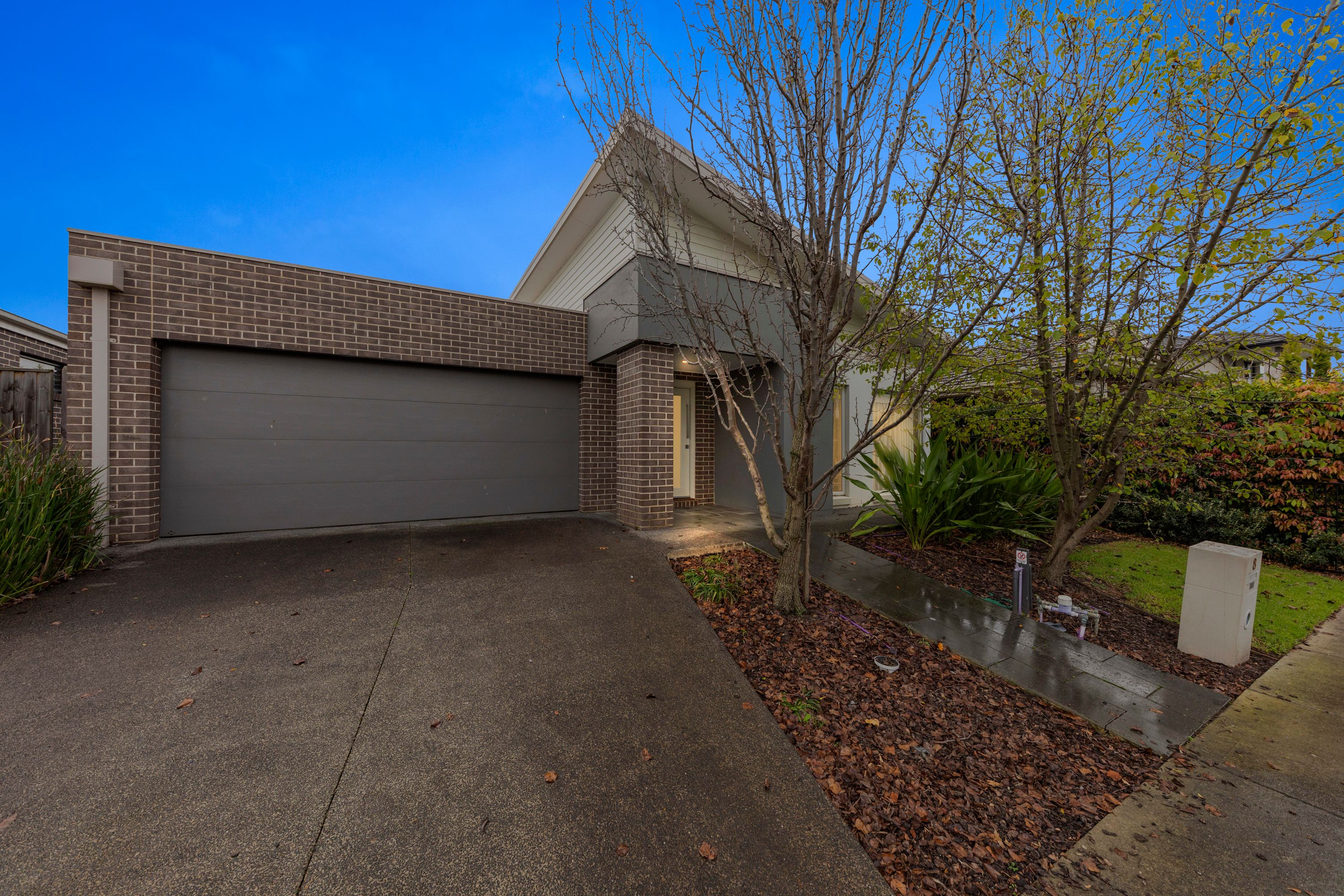 8 Bronte Boulevard, Officer, VIC 3809