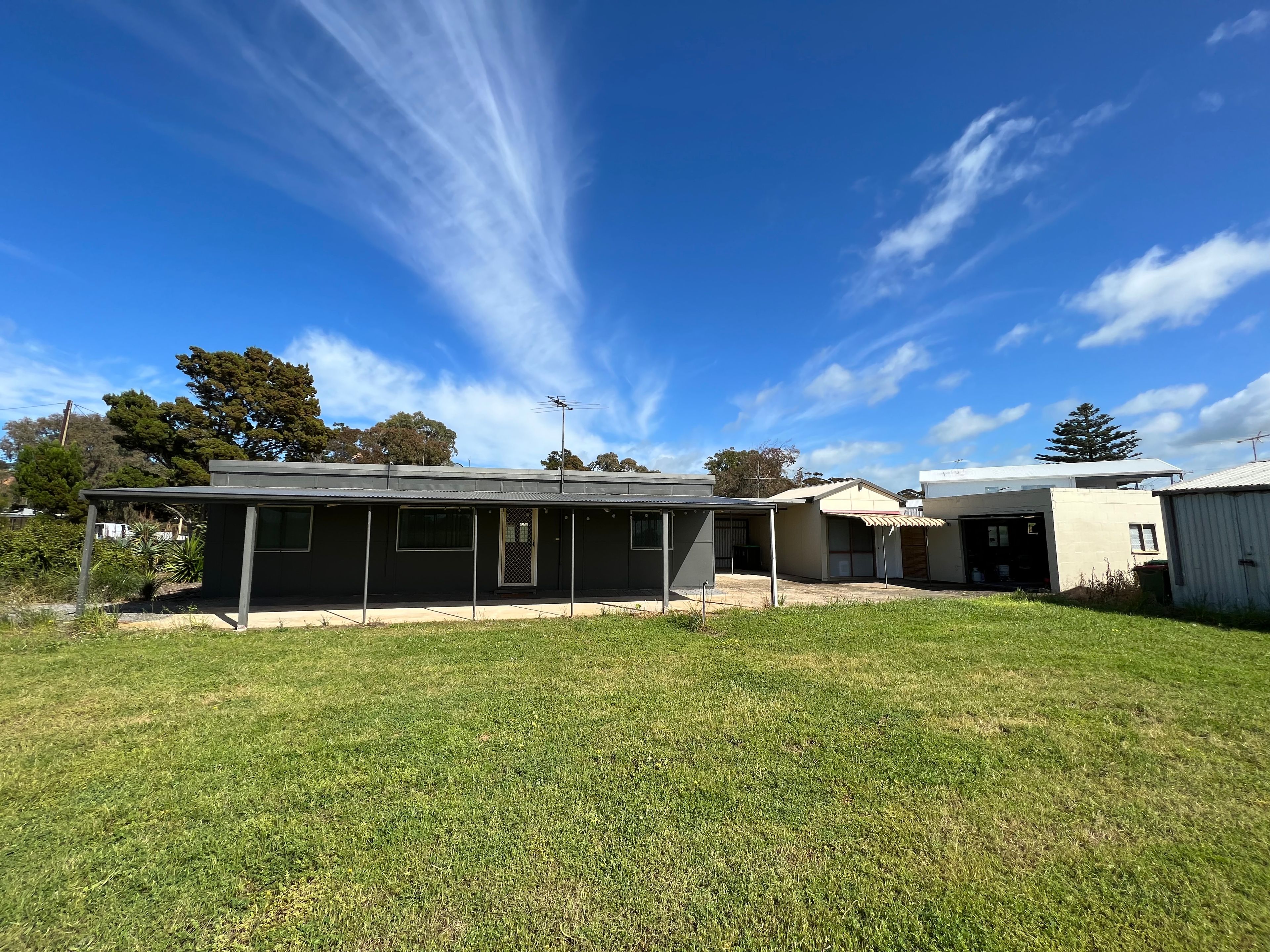 10 Second Street, Pine Point, SA 5571