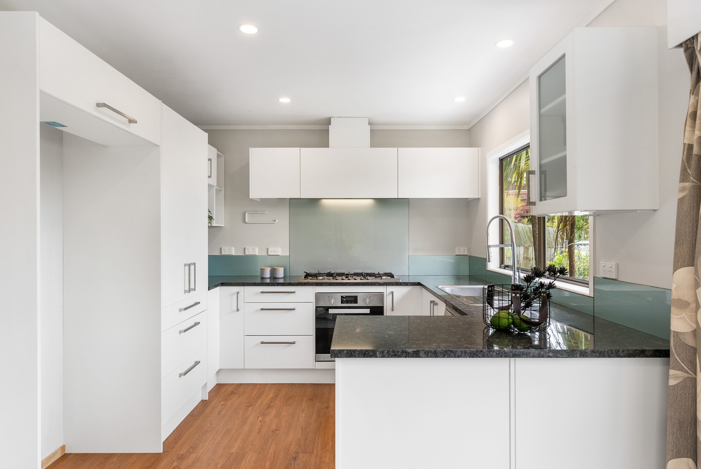 12 Lancelot Place, Glenfield, North Shore City