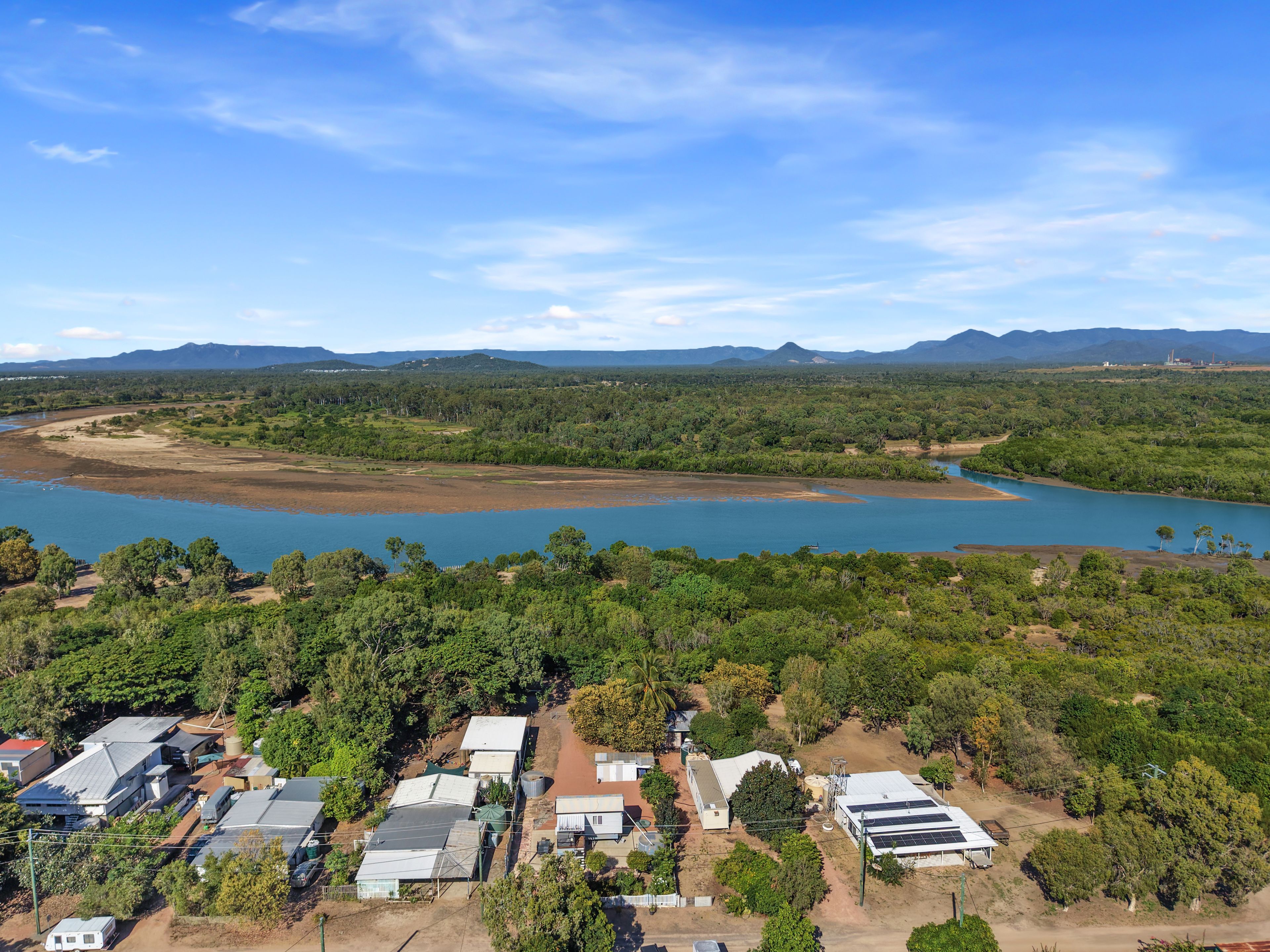 48 Batley Parade, Beach Holm, QLD 4818