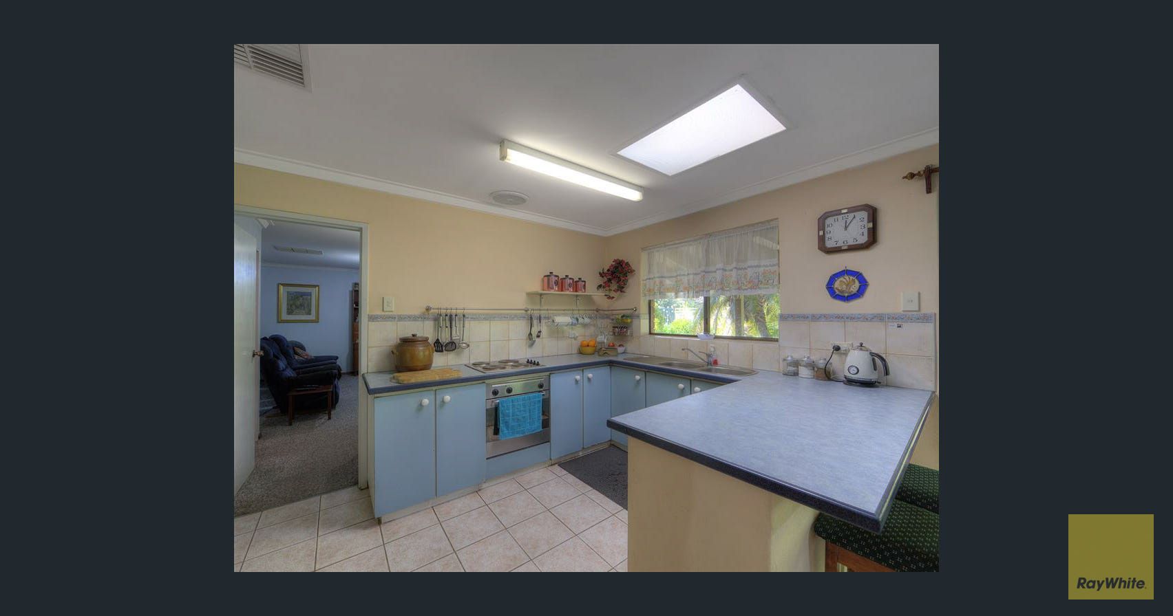 138 Victoria Road — photo 19 of 21
