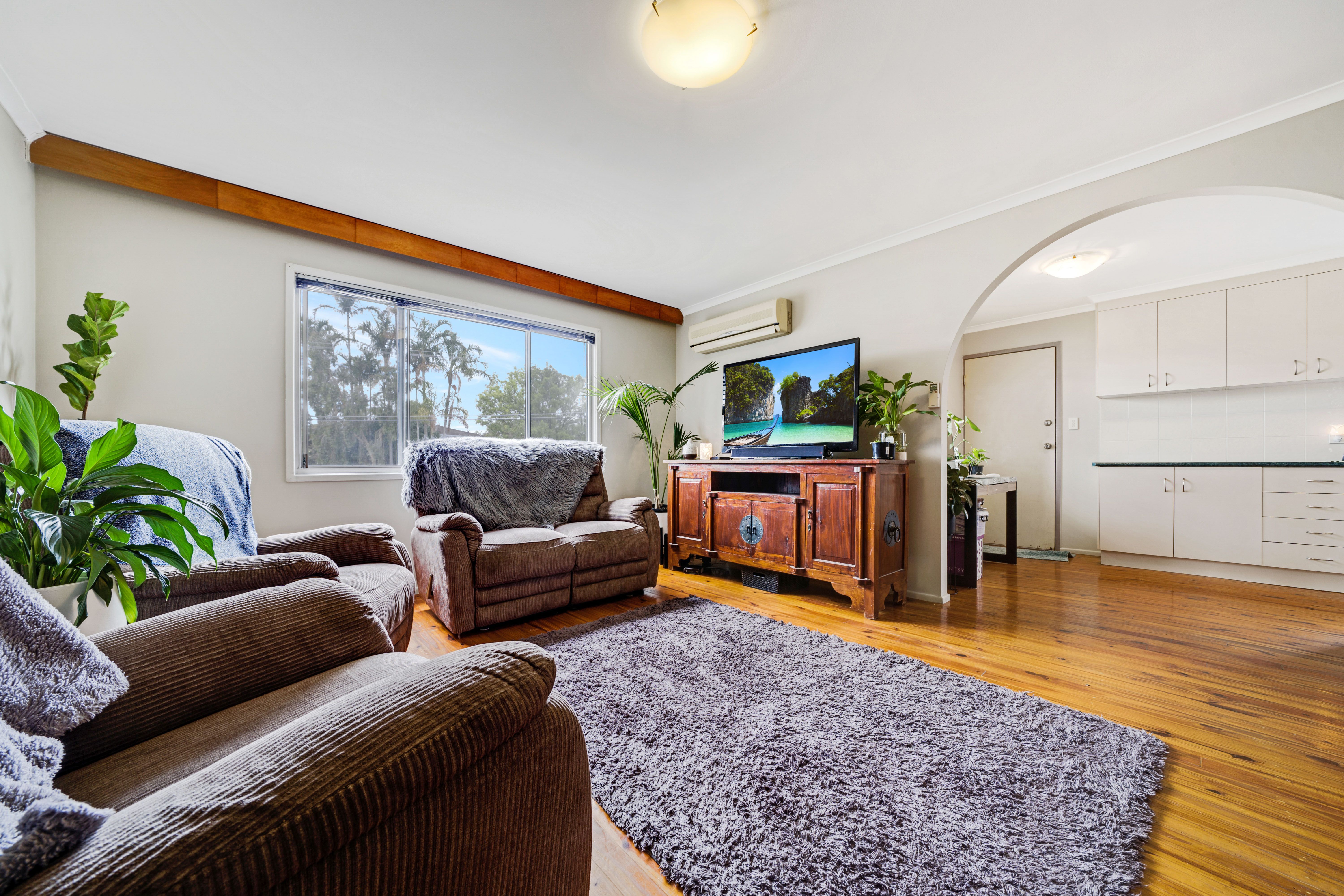 46 Lake Road, Slacks Creek, QLD 4127