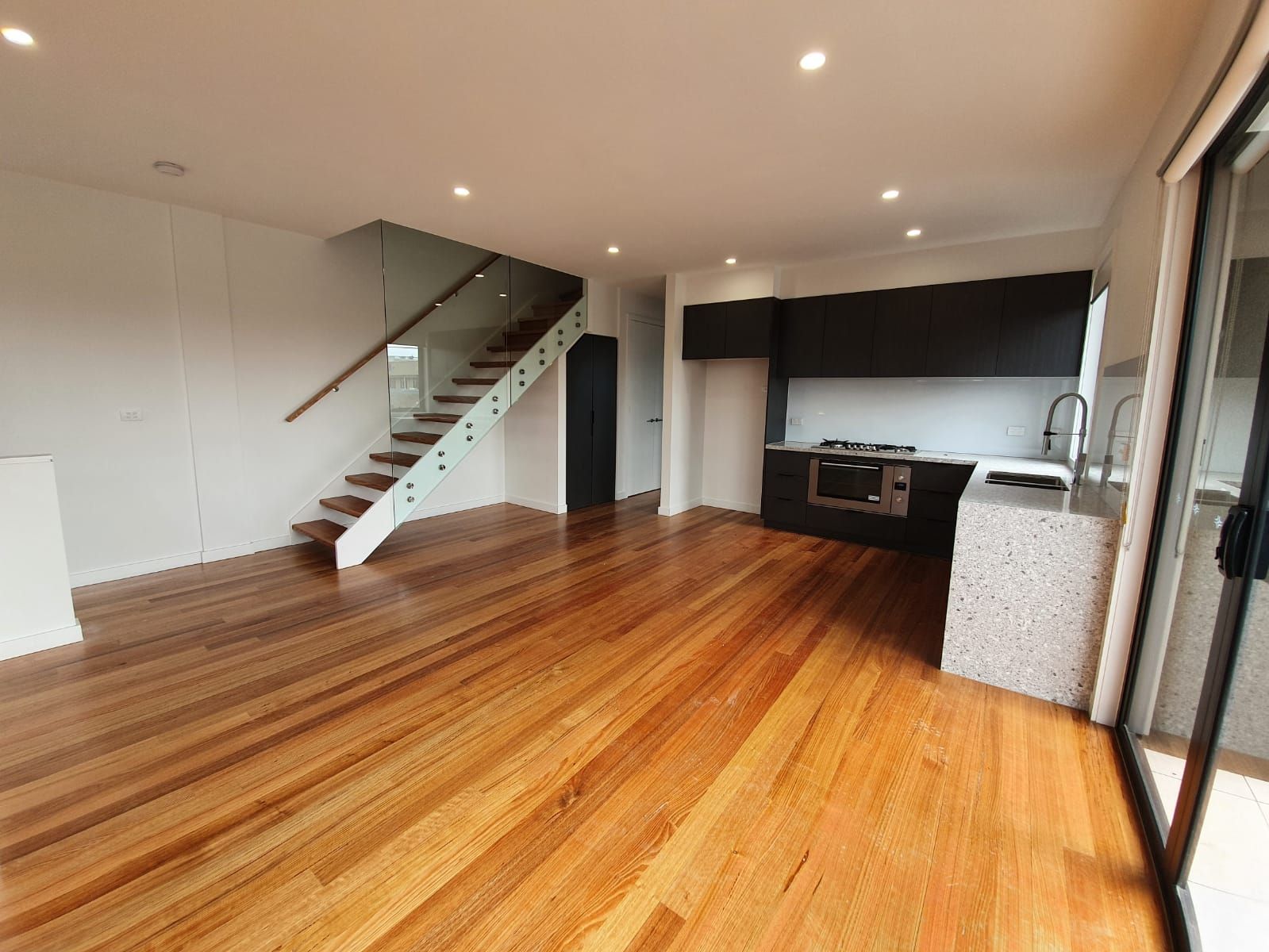 1/2 Mill Road, Oakleigh, VIC 3166