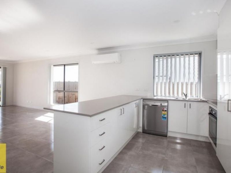 7 Chalk Street, Yarrabilba, QLD 4207