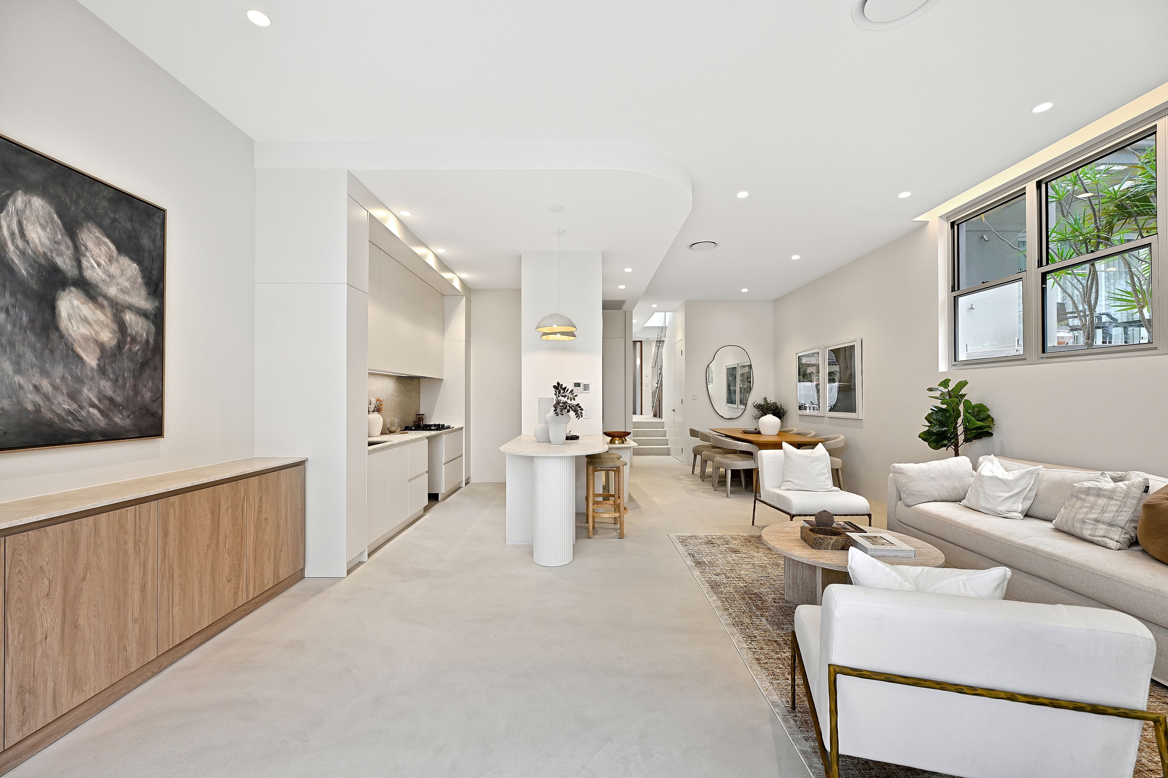 138 Moverly Road — photo 10 of 23