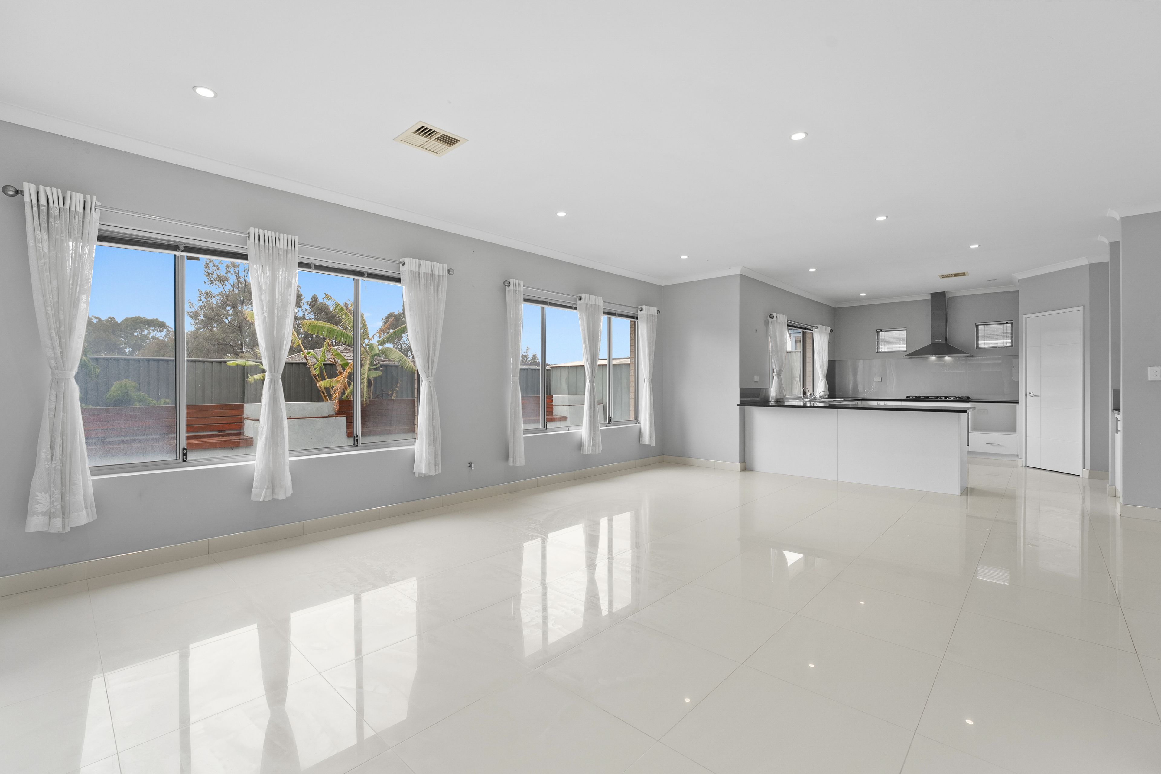 10 Sahara Drive — photo 15 of 30