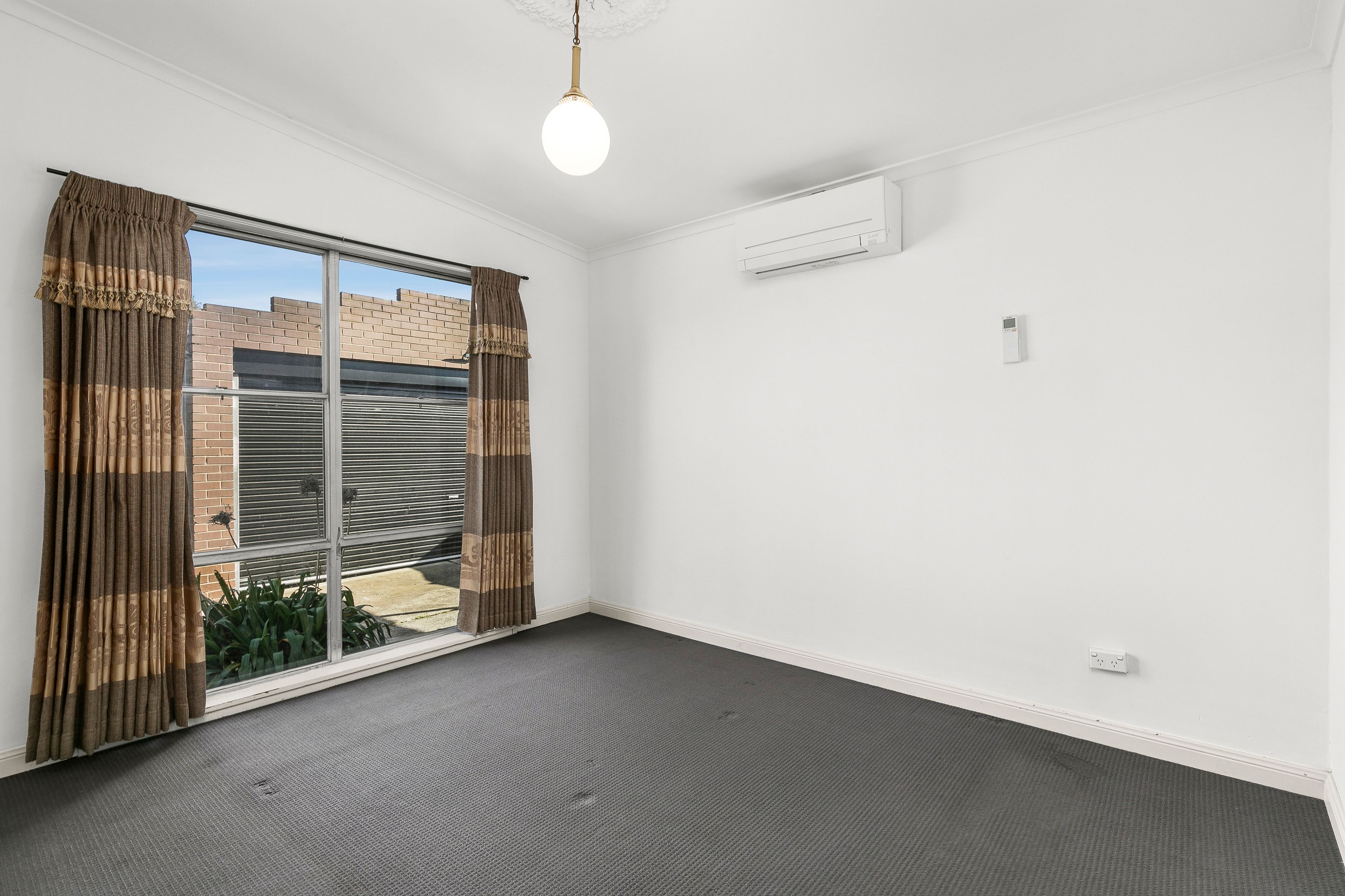 25 Hampden Street — photo 6 of 11