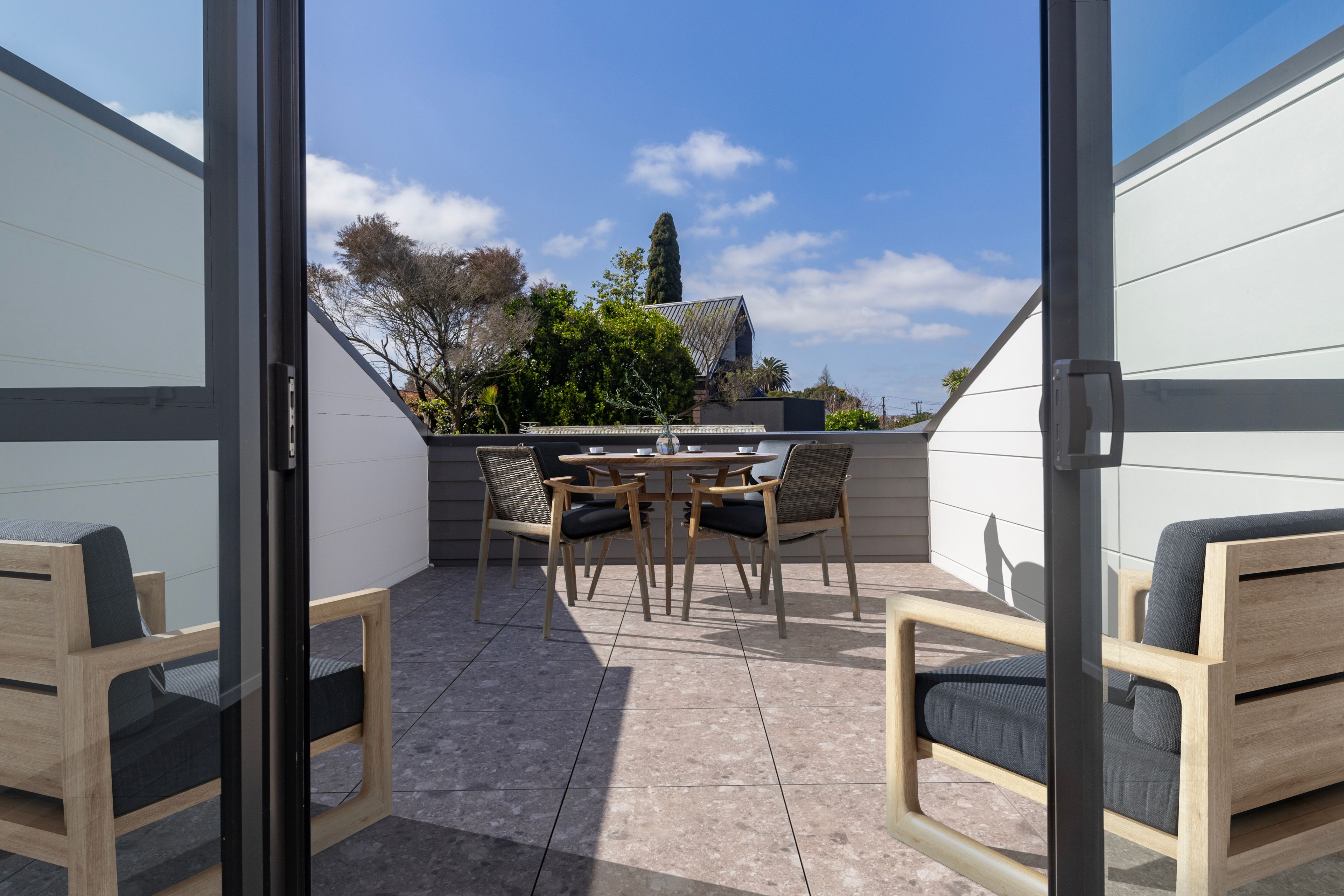 6-148-arthur-street-onehunga-auckland-city-1061-sold-townhouse