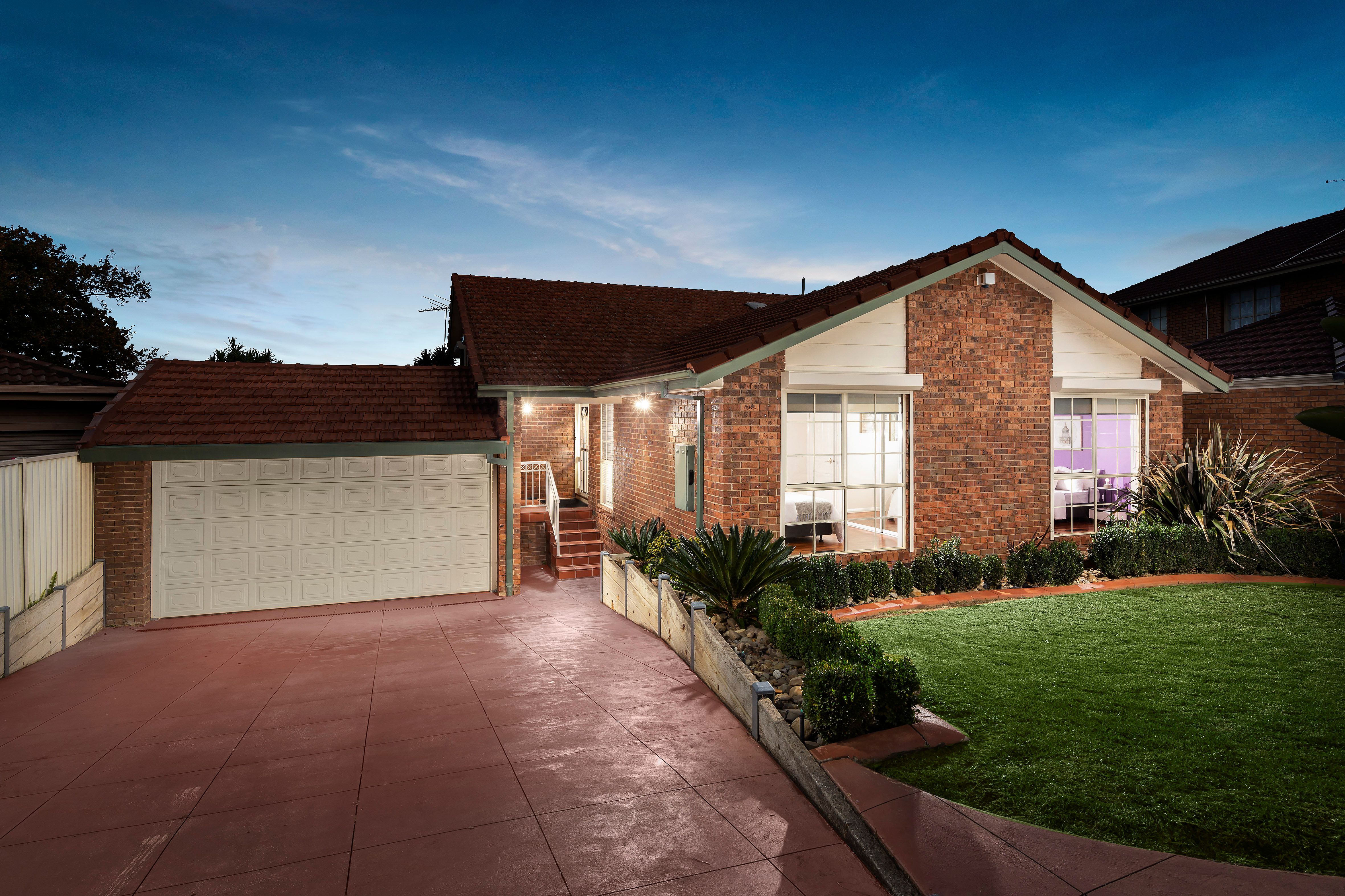 14 Homestead Place, Mill Park VIC 3082