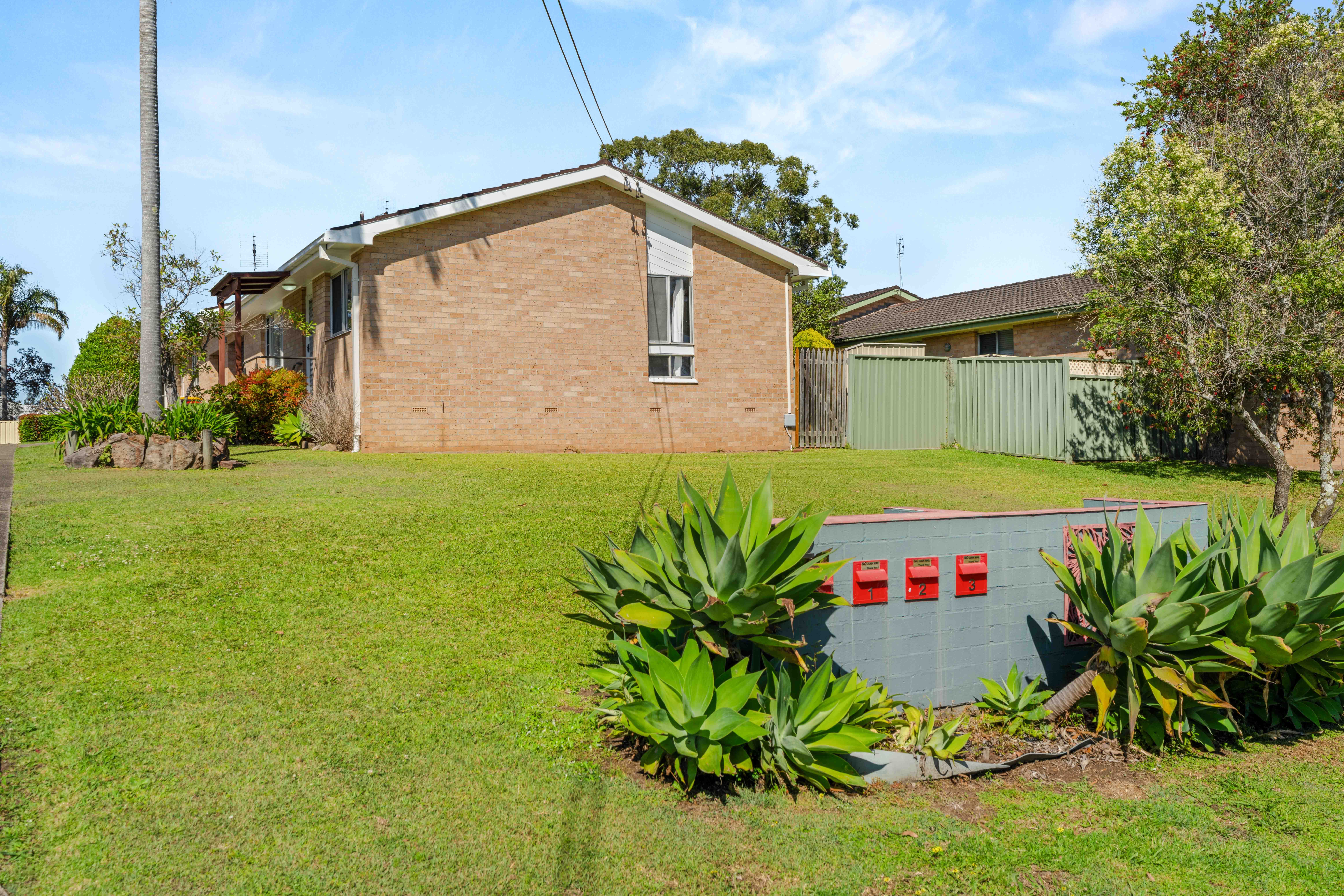 1/52 Bunberra Street — photo 10 of 18