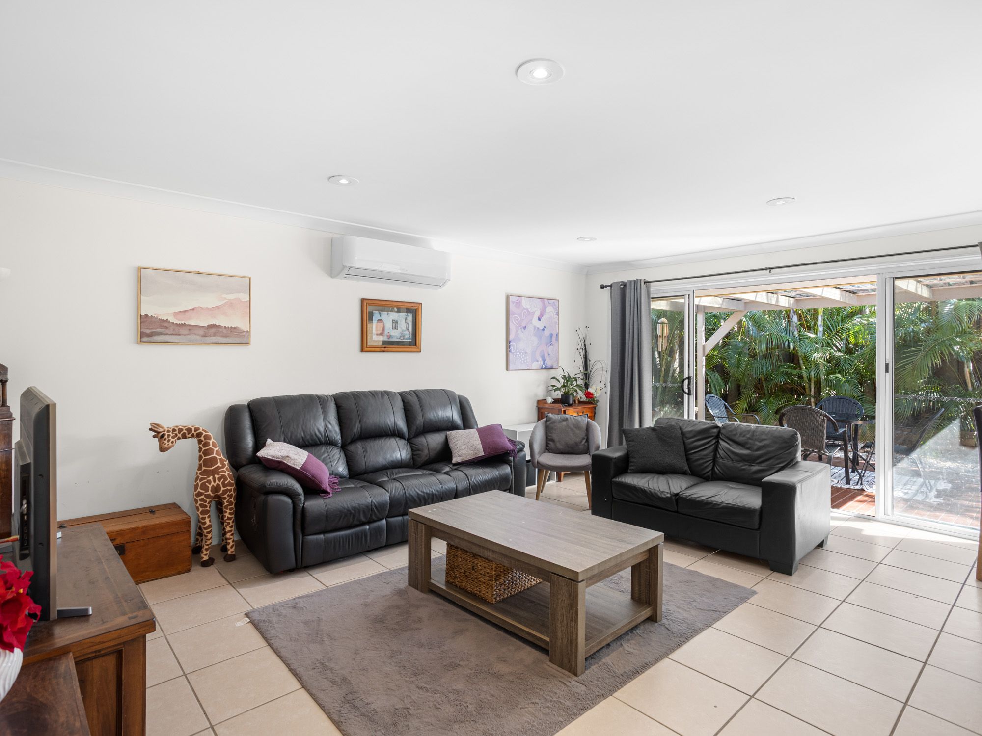 15 Nicola Way — photo 3 of 17