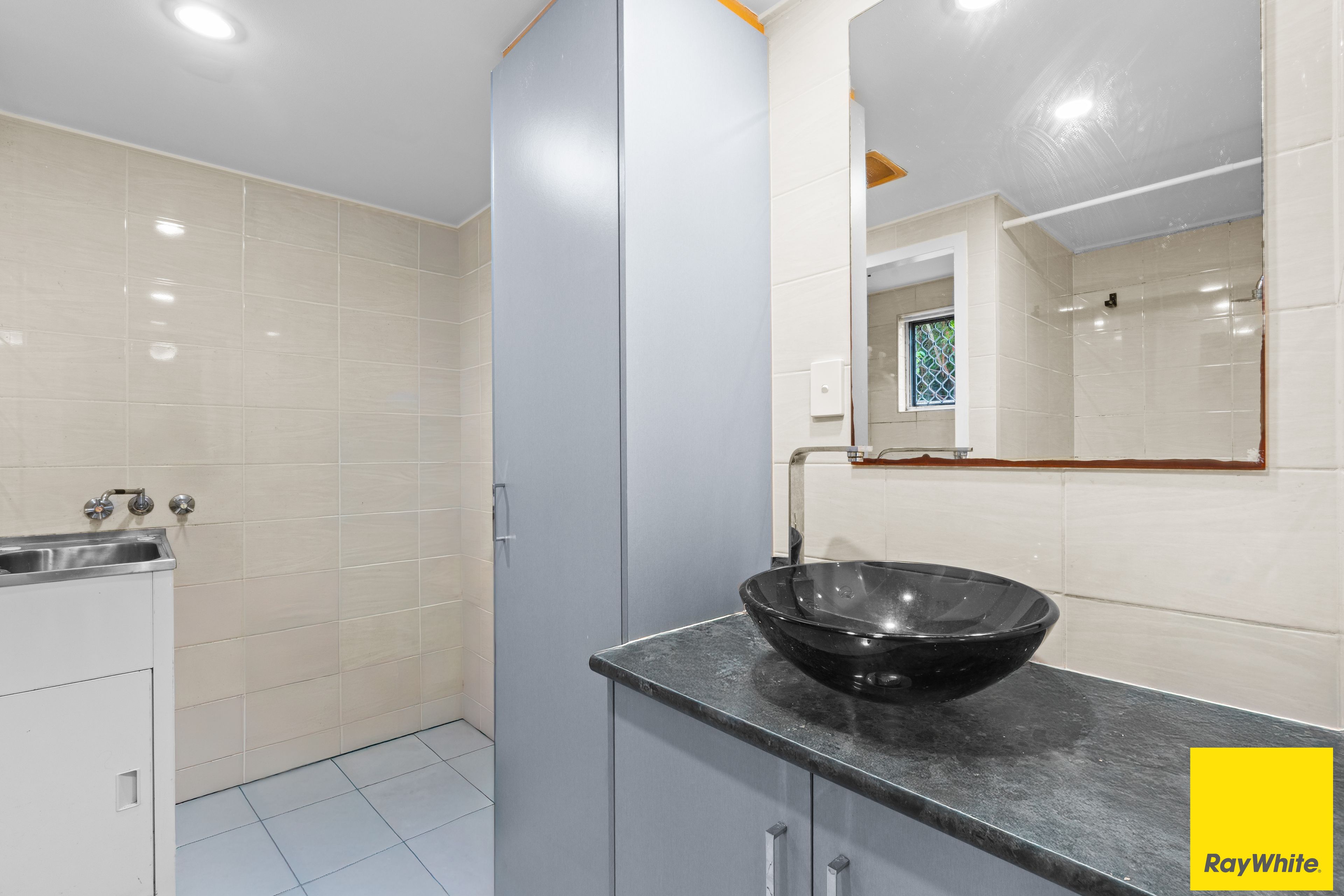 6/122 Aumuller Street — photo 7 of 11