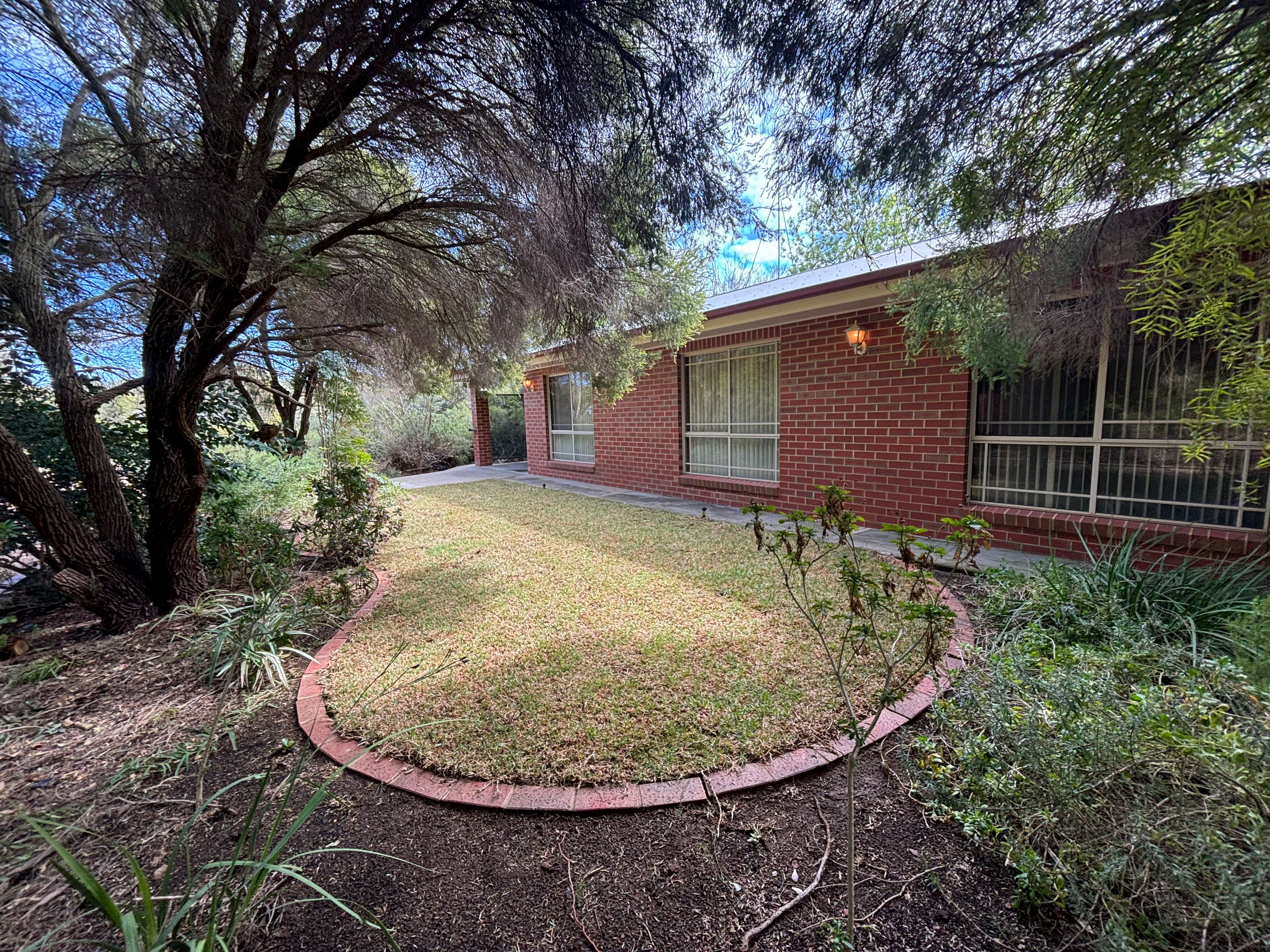 24-26 Uri Street — photo 18 of 23