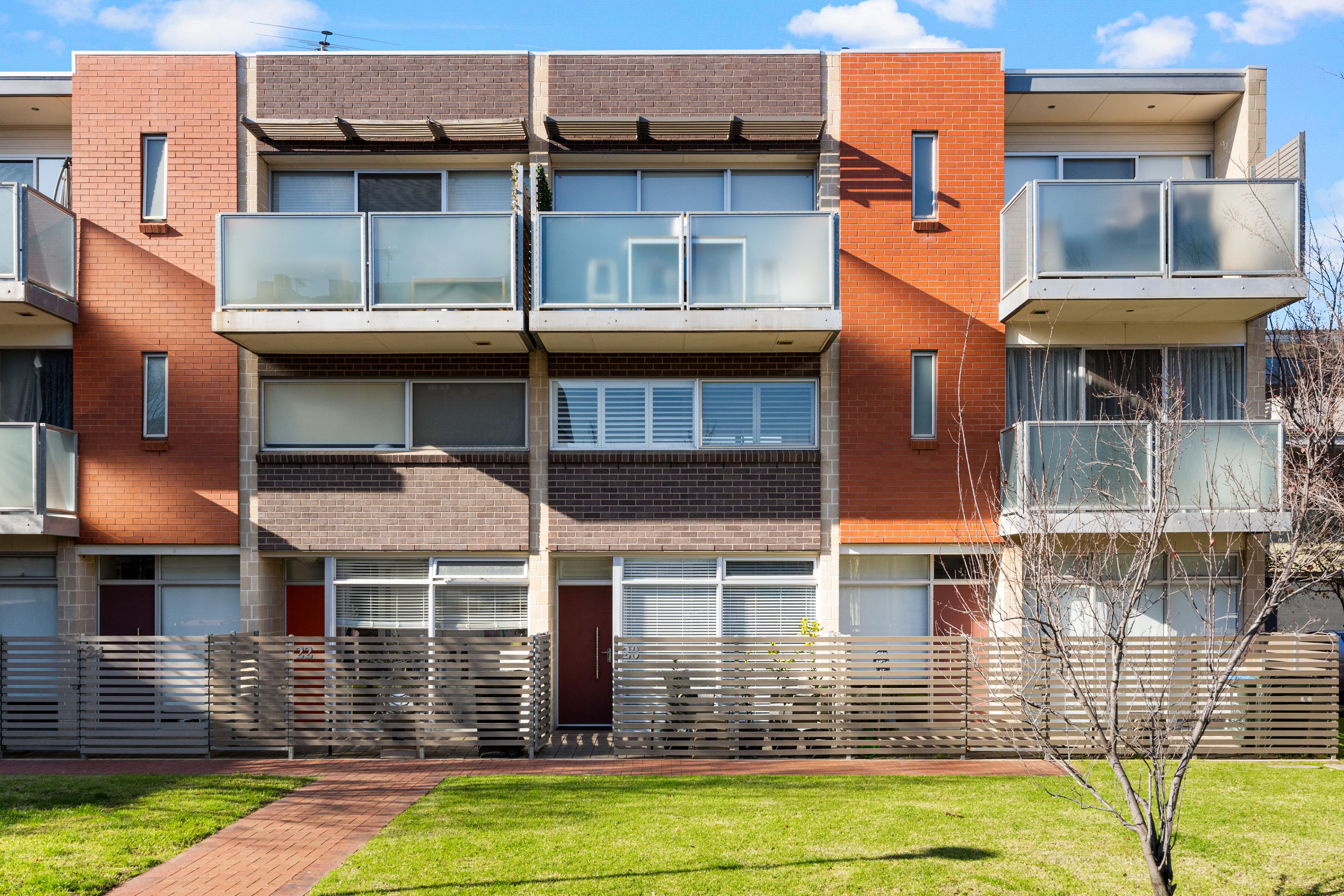 20 Godfrey Street — photo 16 of 16