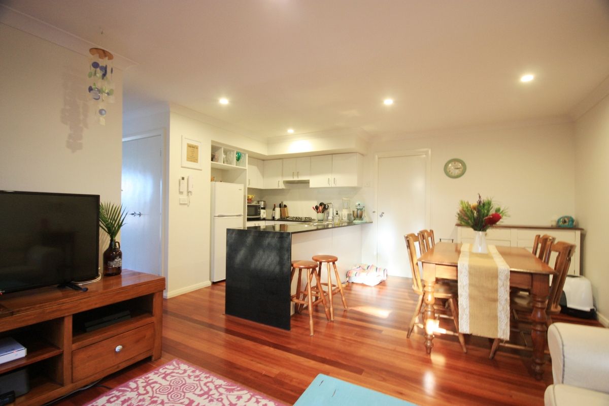 70A Hilder Street — photo 3 of 8