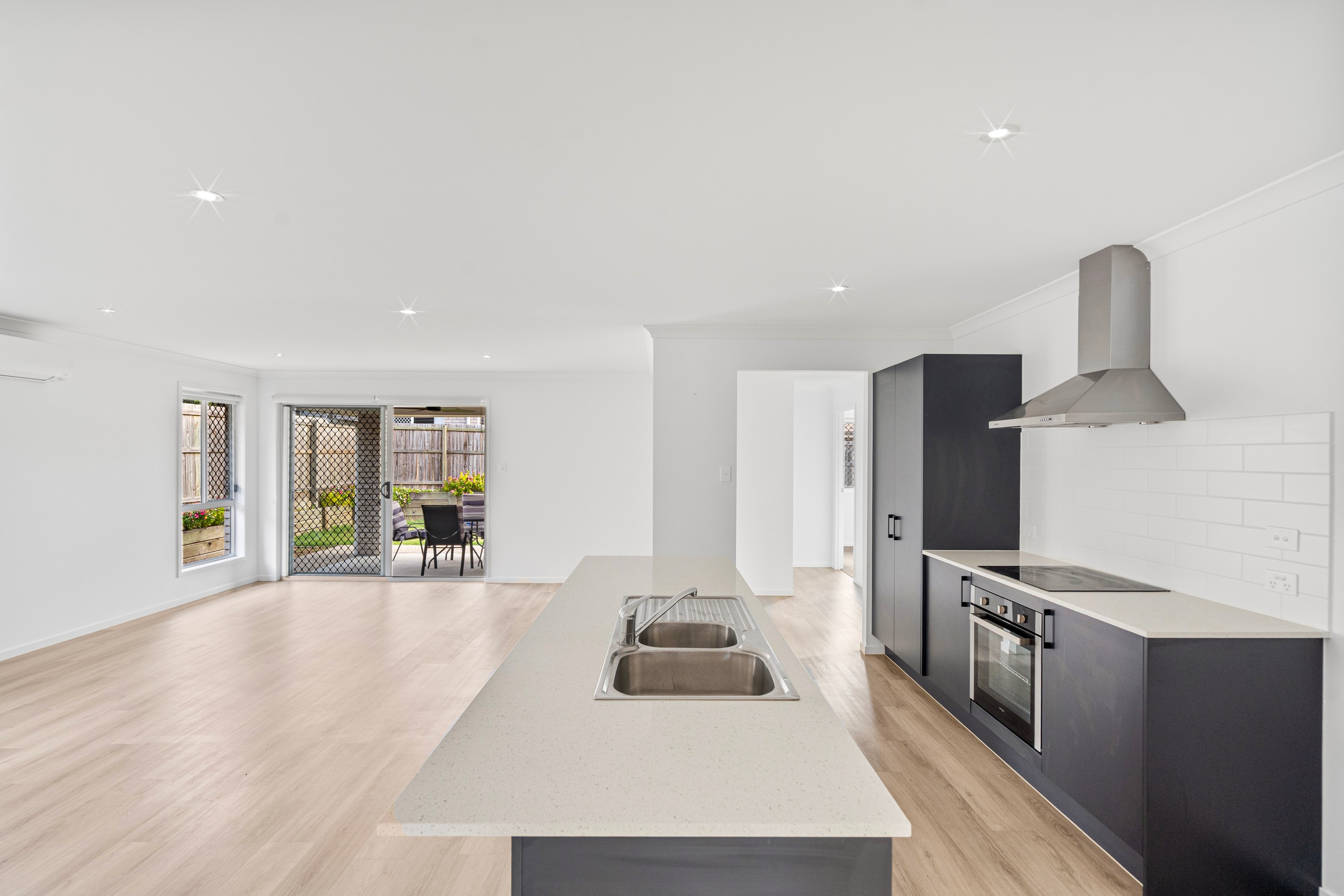 18 Richmond Terrace, Plainland, QLD 4341