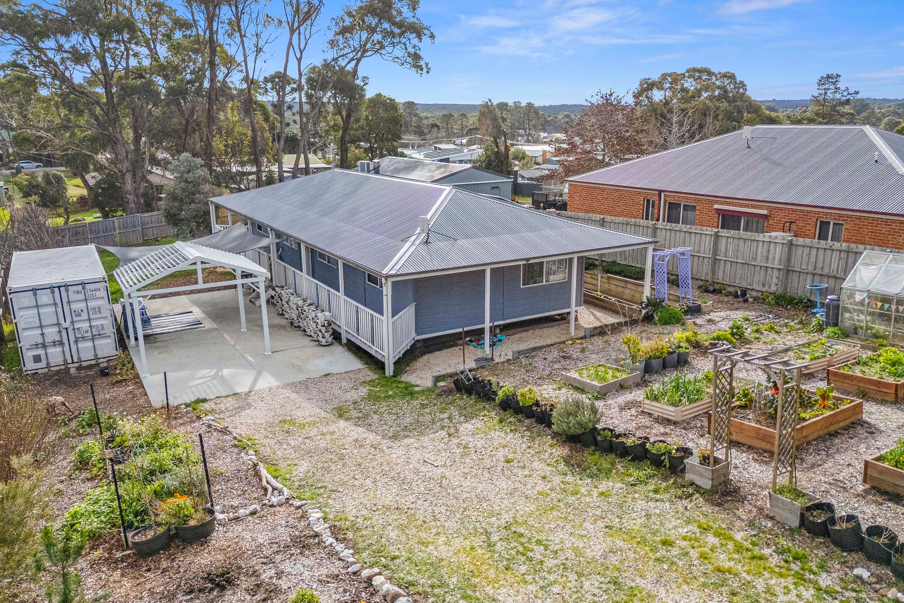 30 Pascoe Street — photo 24 of 27