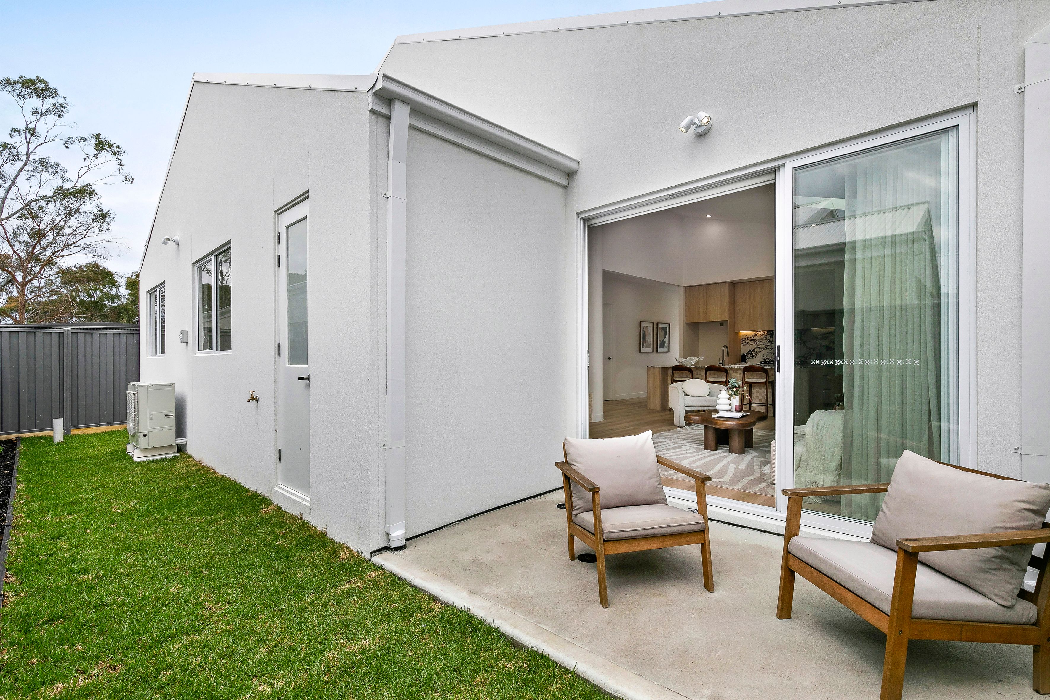 31 Supreme Avenue — photo 15 of 16