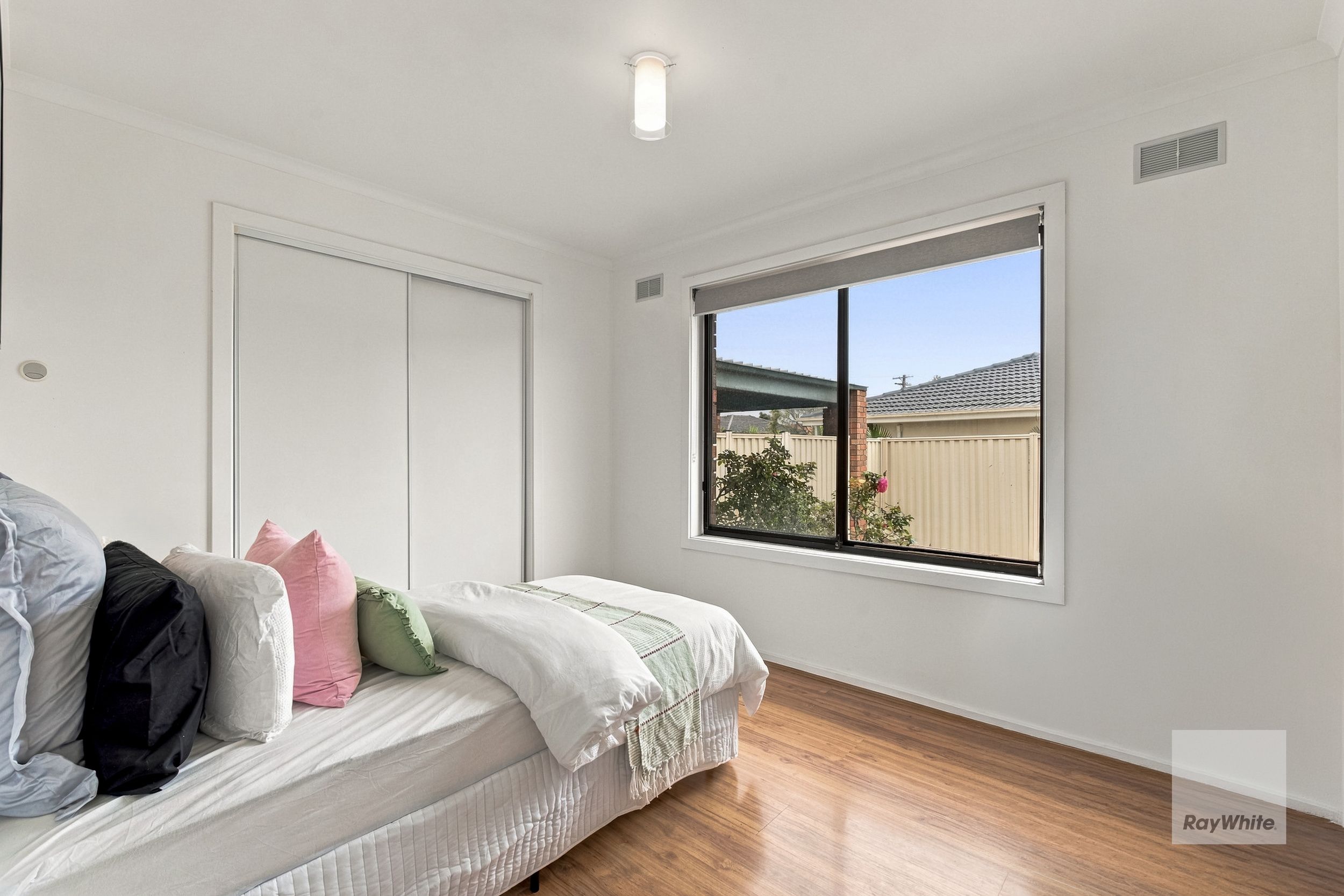 41 Victoria Street — photo 9 of 15