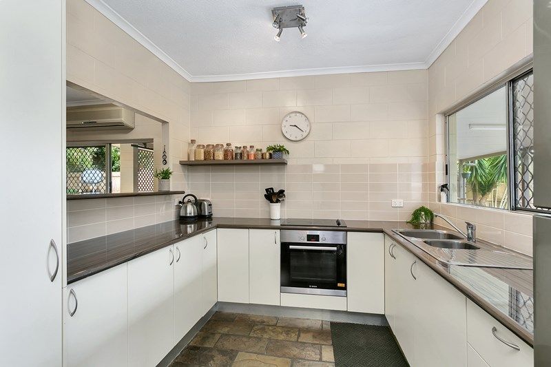 66 Carnation Drive, Mooroobool, QLD 4870