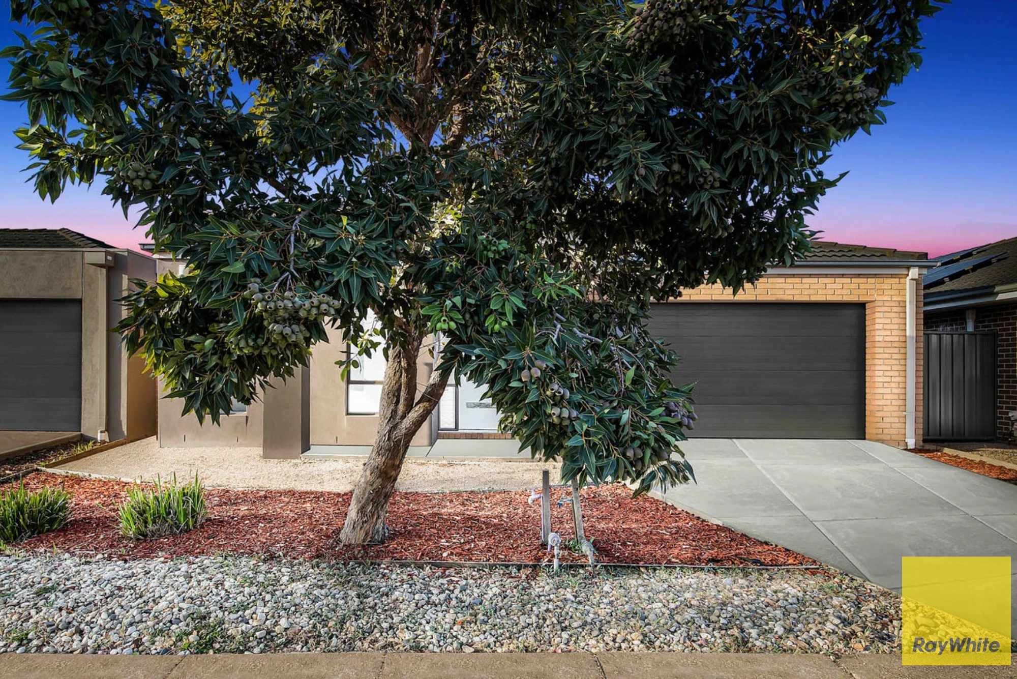 56 Eltham Parade, MANOR LAKES, VIC 3024