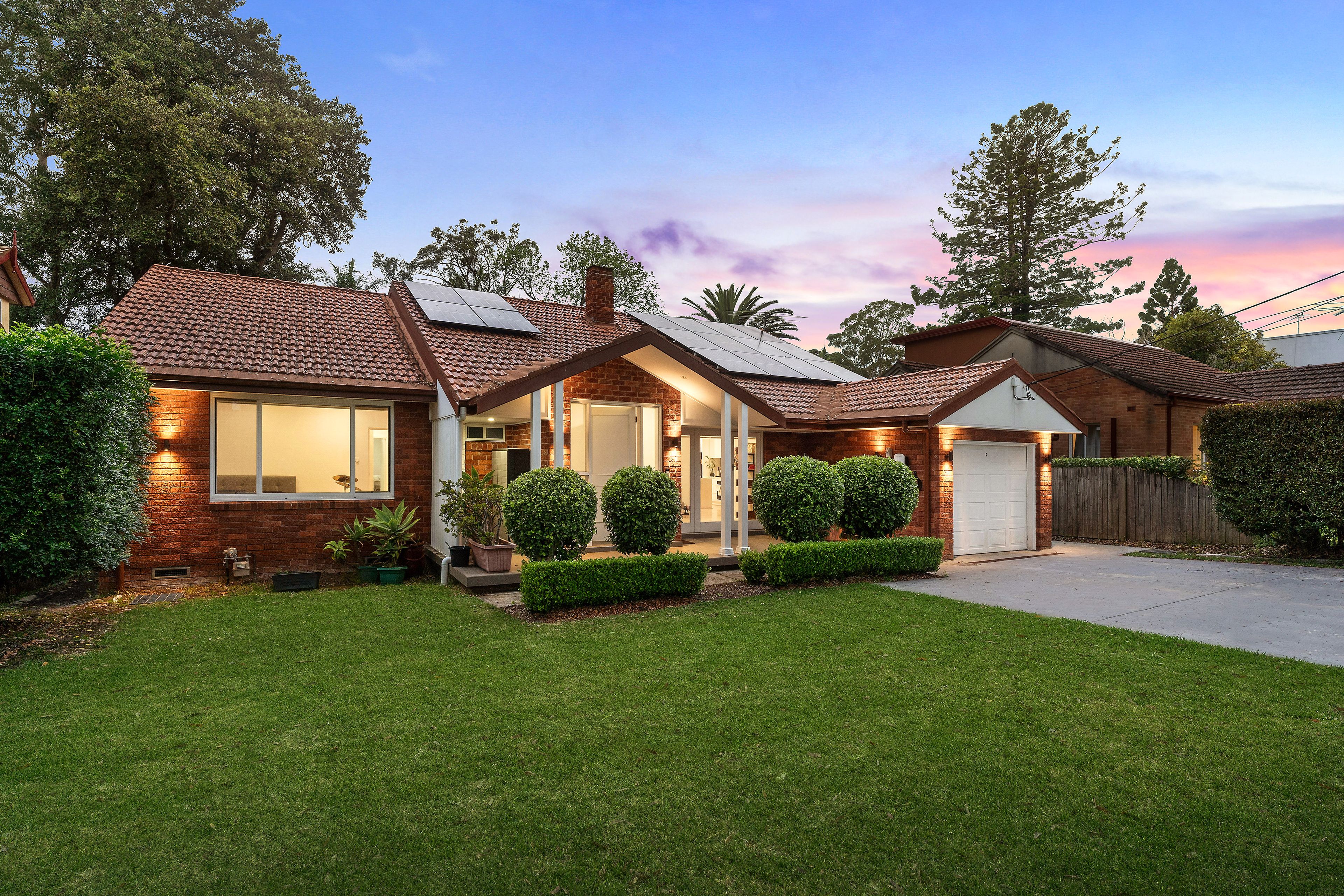 7 Ingalara Avenue — photo from Ray White Upper North Shore