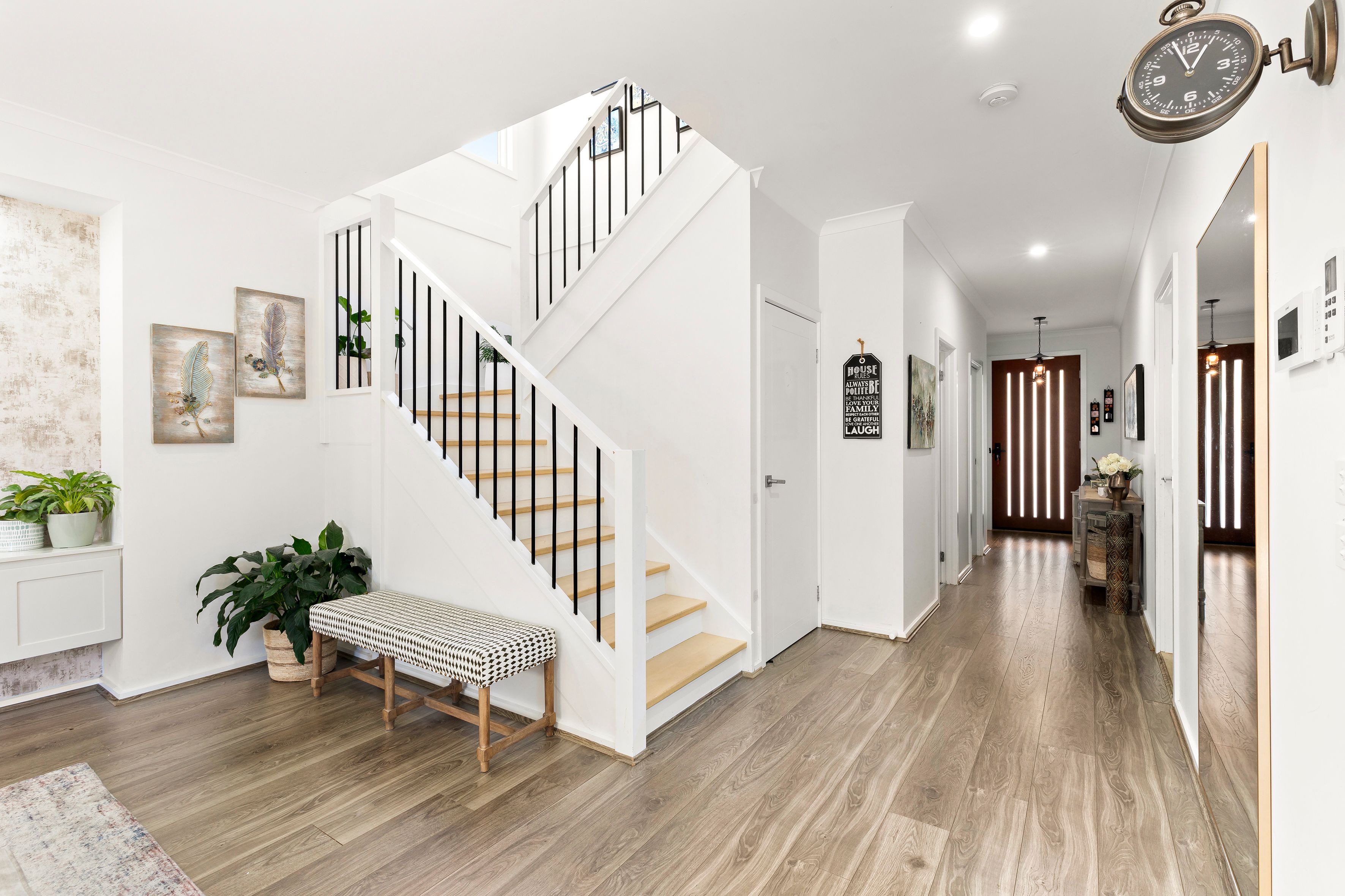 4 Darmain Drive — photo 2 of 15