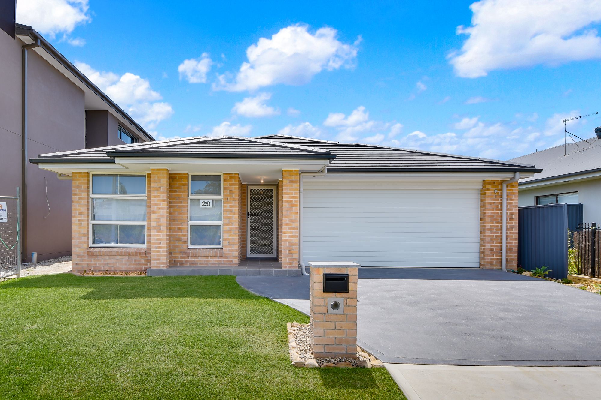 29 Greenhood Crescent