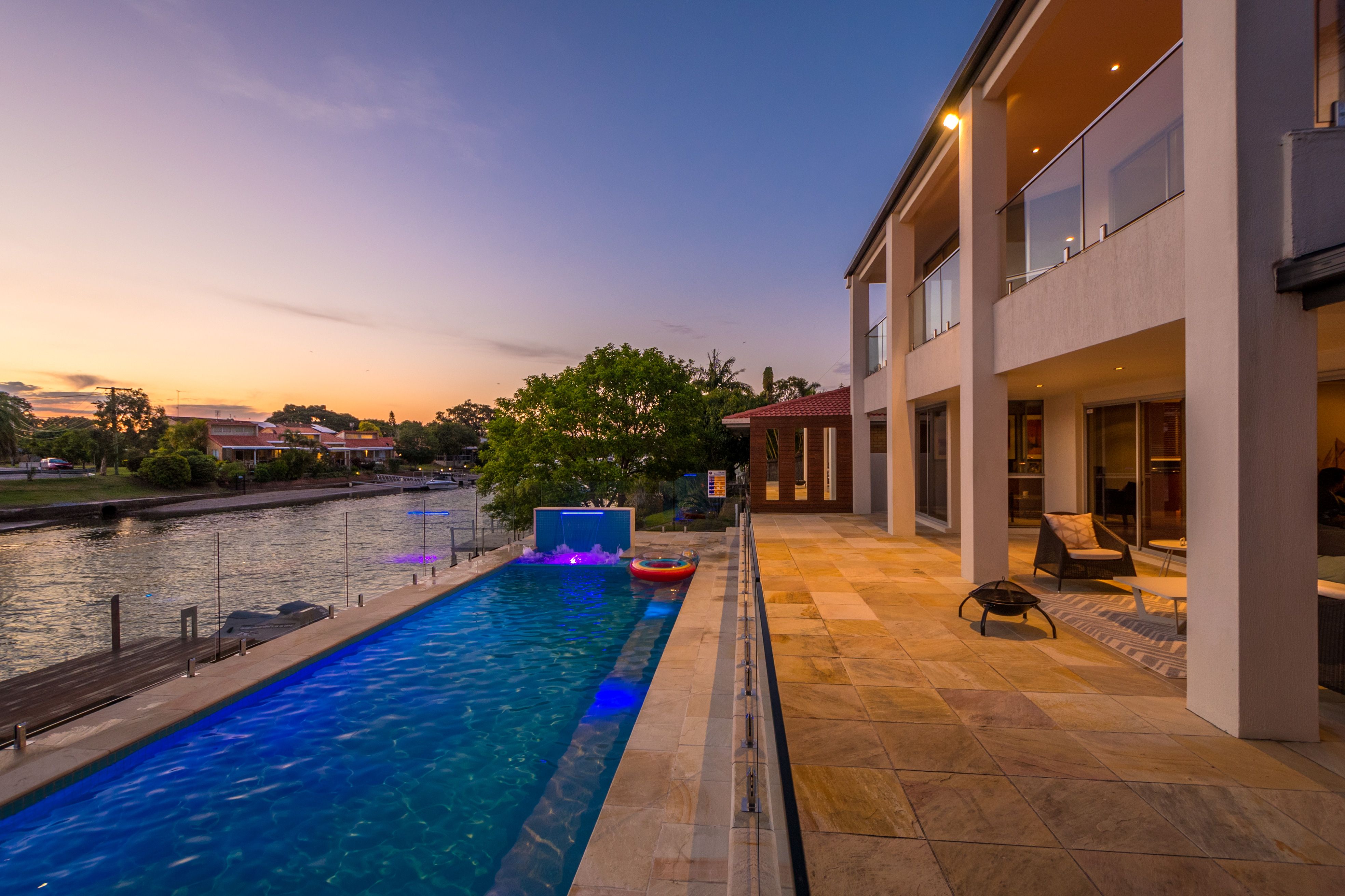 18 Gibraltar Drive, Isle Of Capri QLD 4217