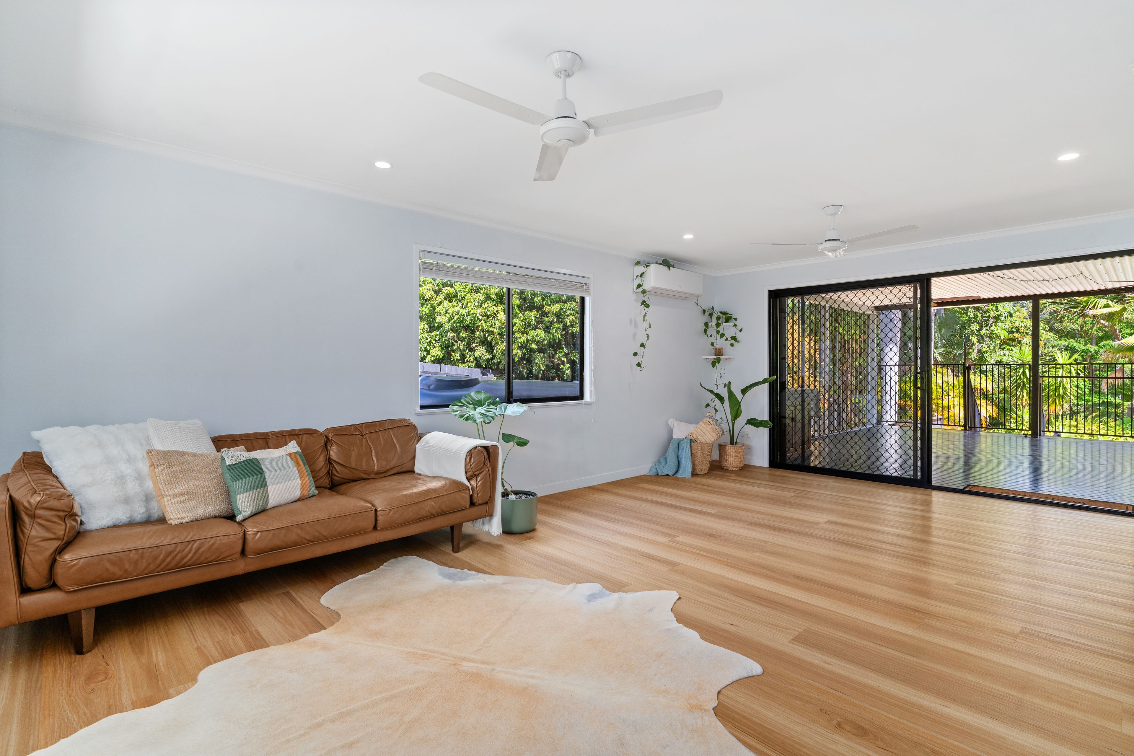 84 Thompson Road — photo 4 of 30