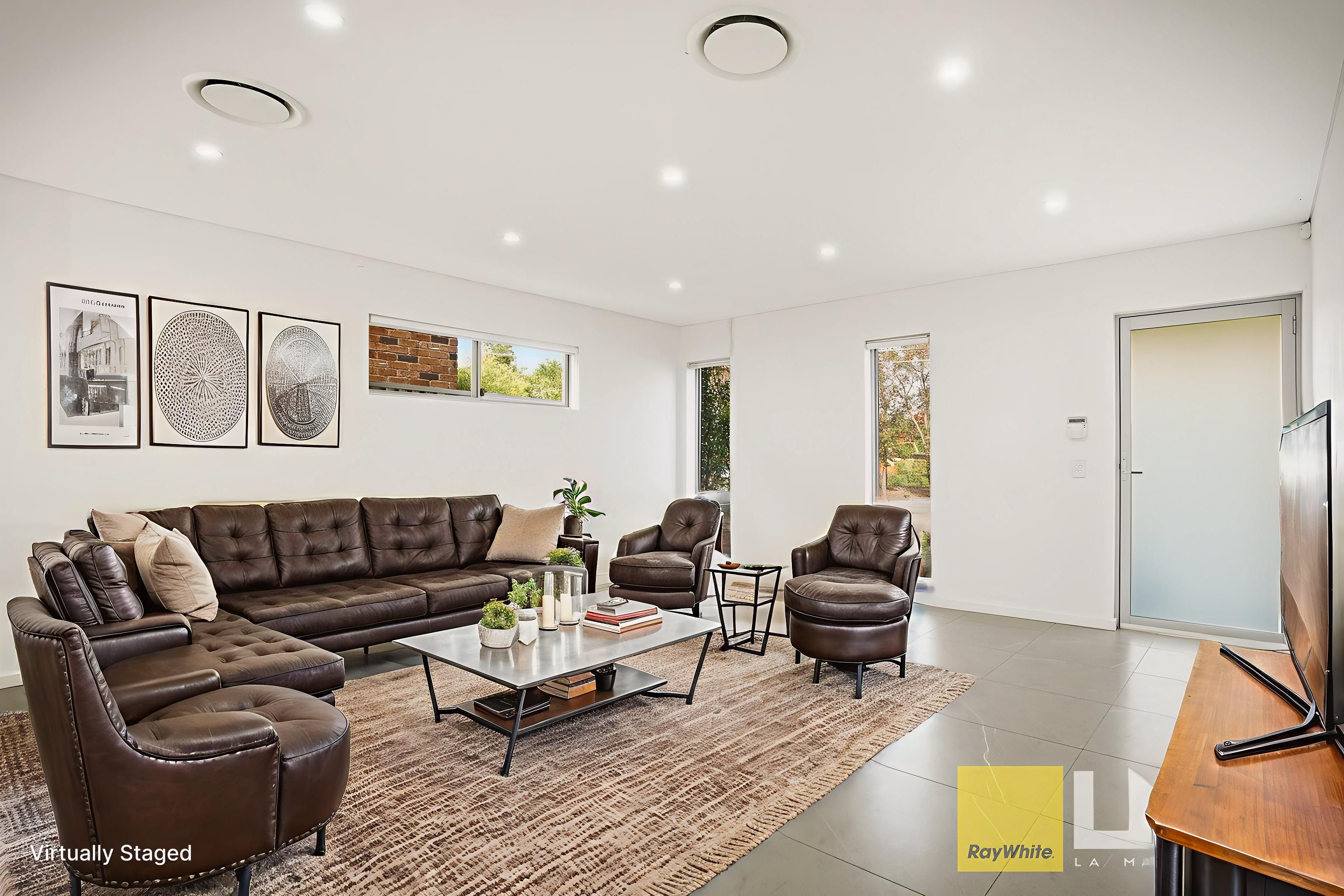 1 Dawn Crescent, Regents Park, NSW 2143