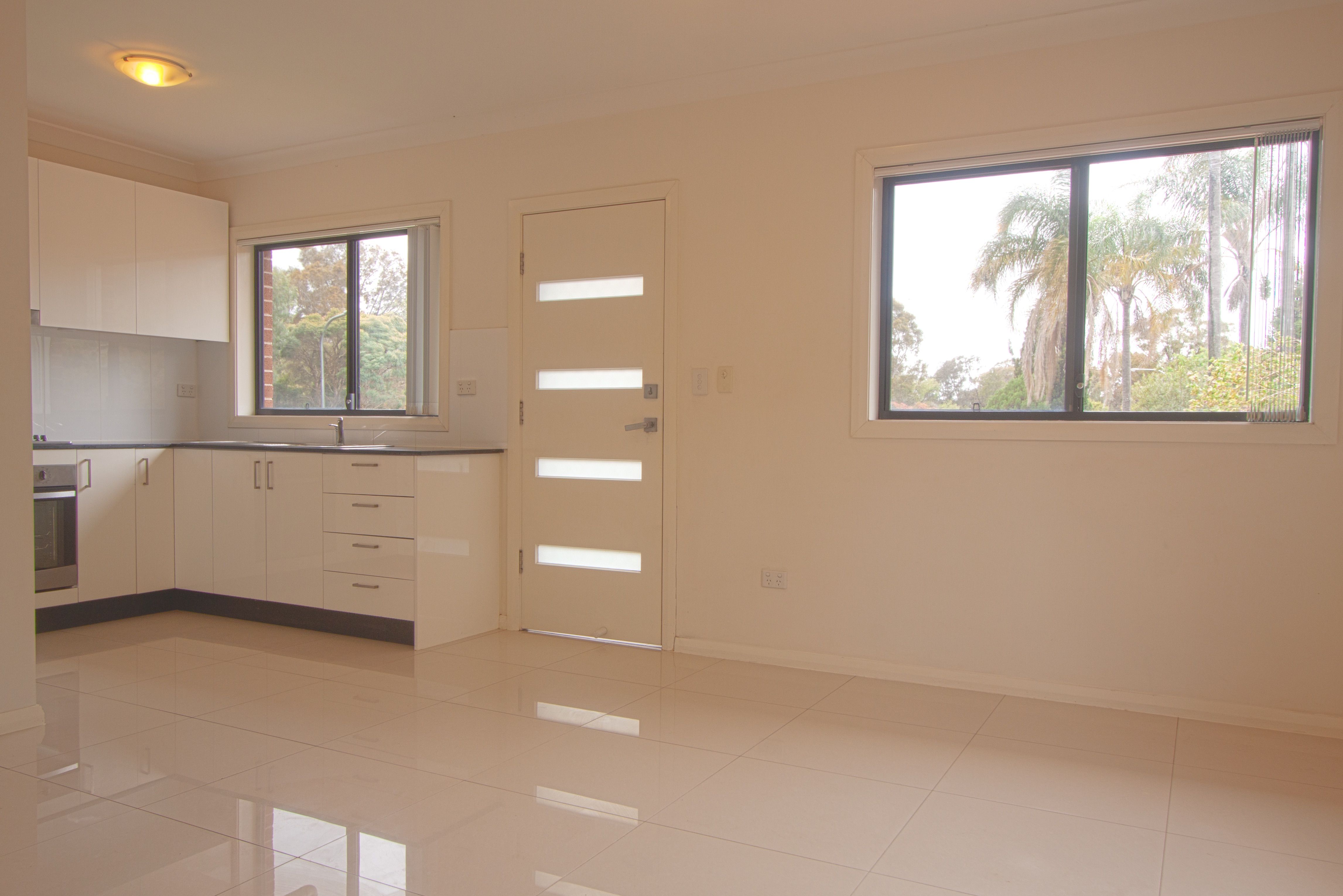 70a Cleopatra Drive, Rosemeadow, NSW 2560