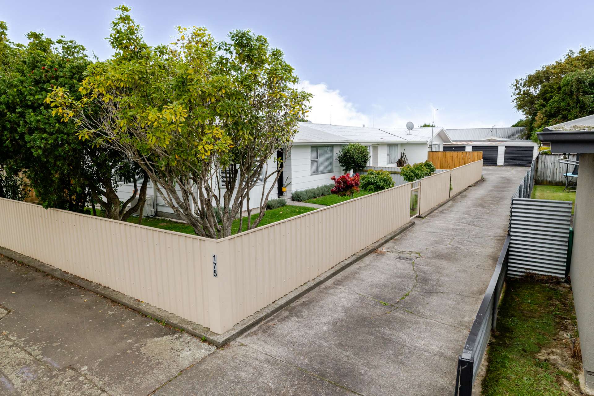 2/175 Park Road photo 22