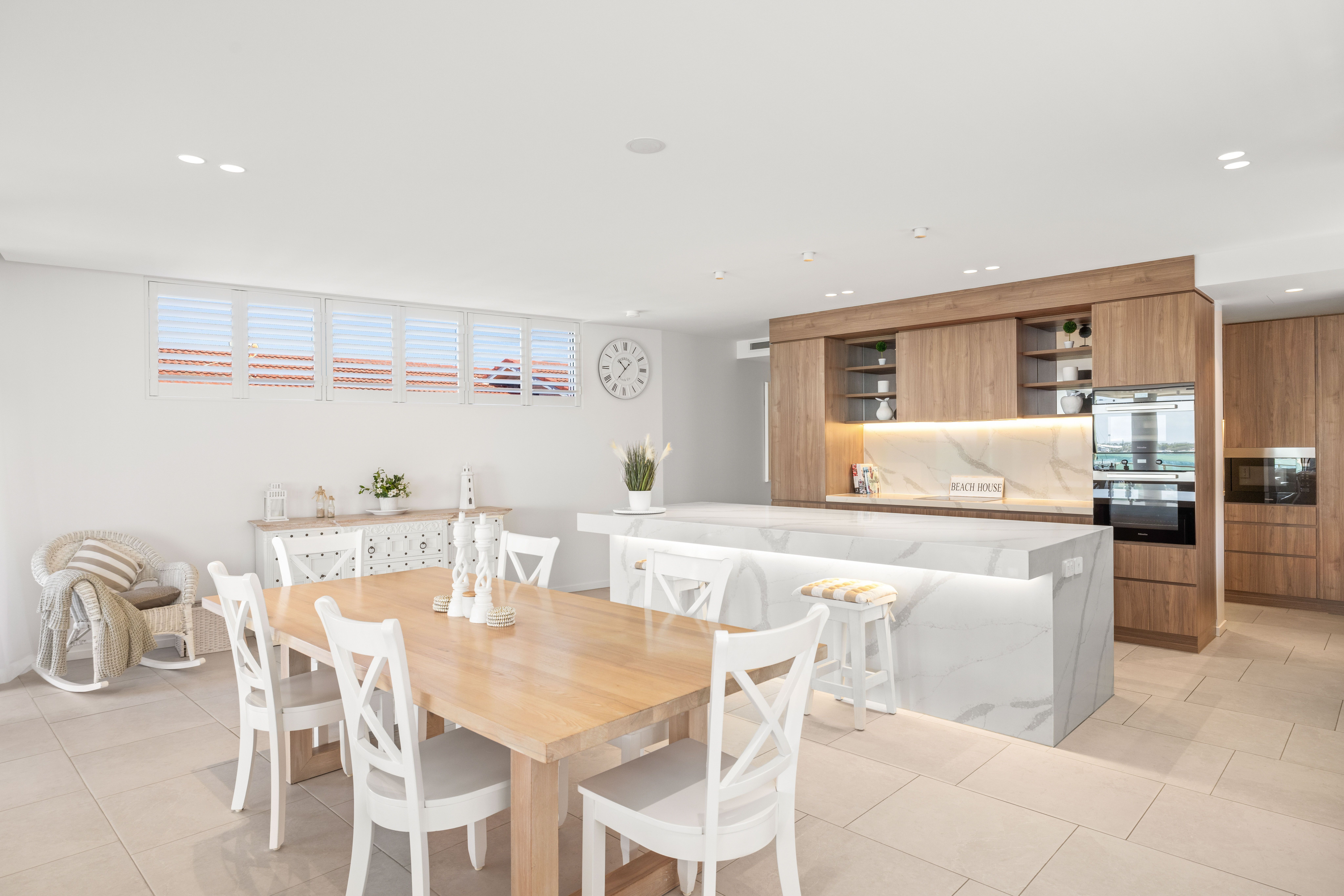 301/286 Marine Parade, Labrador, QLD 4215