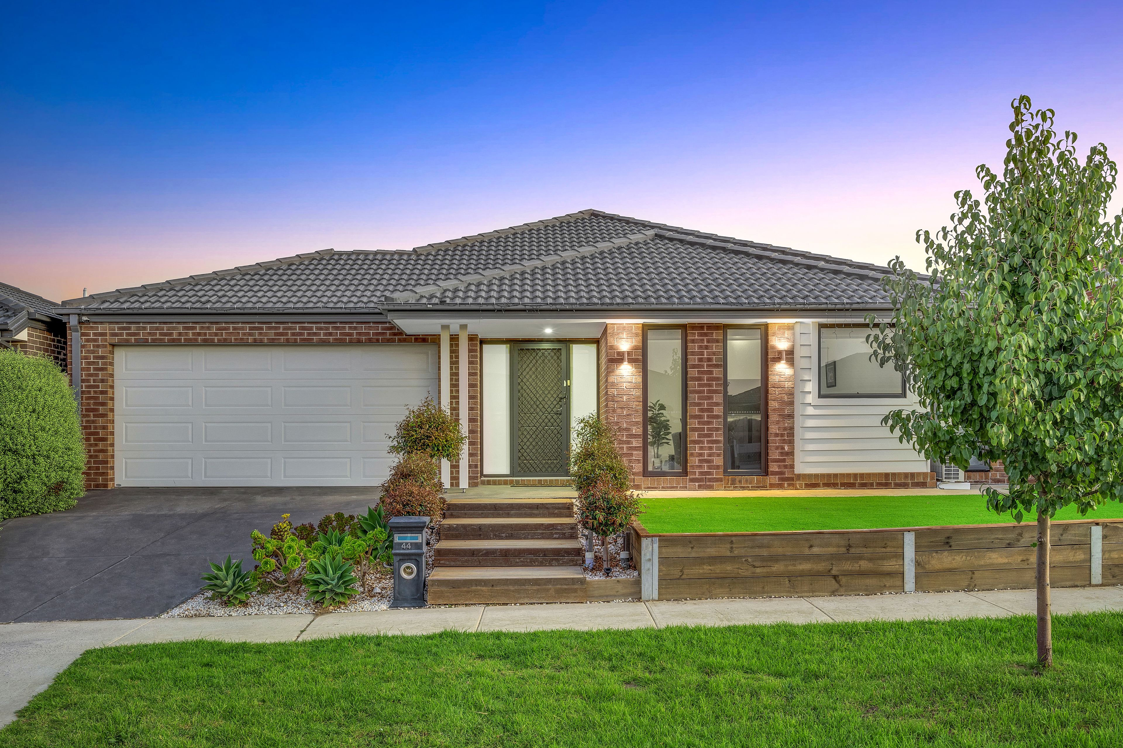 44 Hartney Avenue, Mickleham, VIC 3064