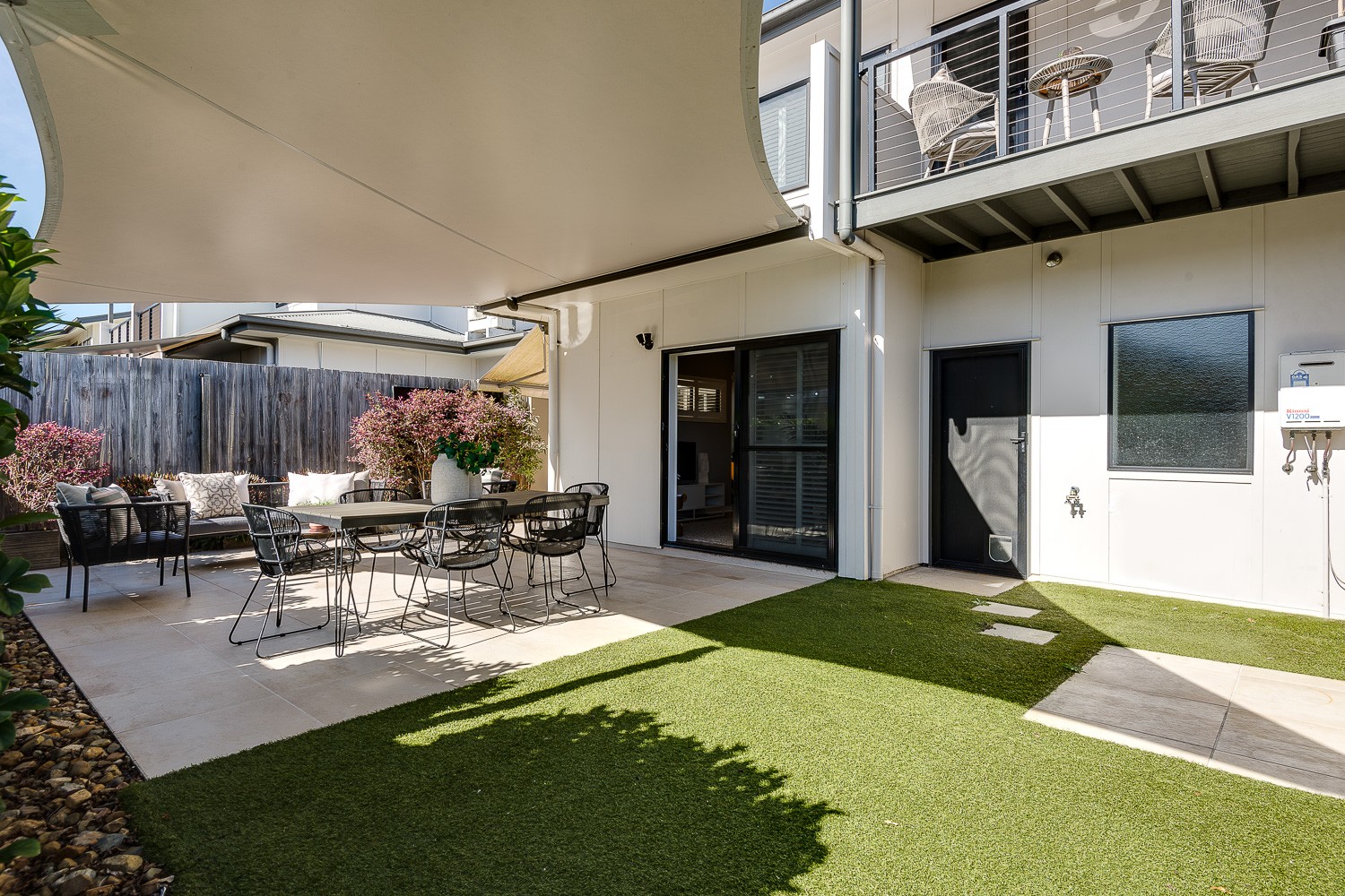 6 Reach Place, Bulimba, QLD 4171