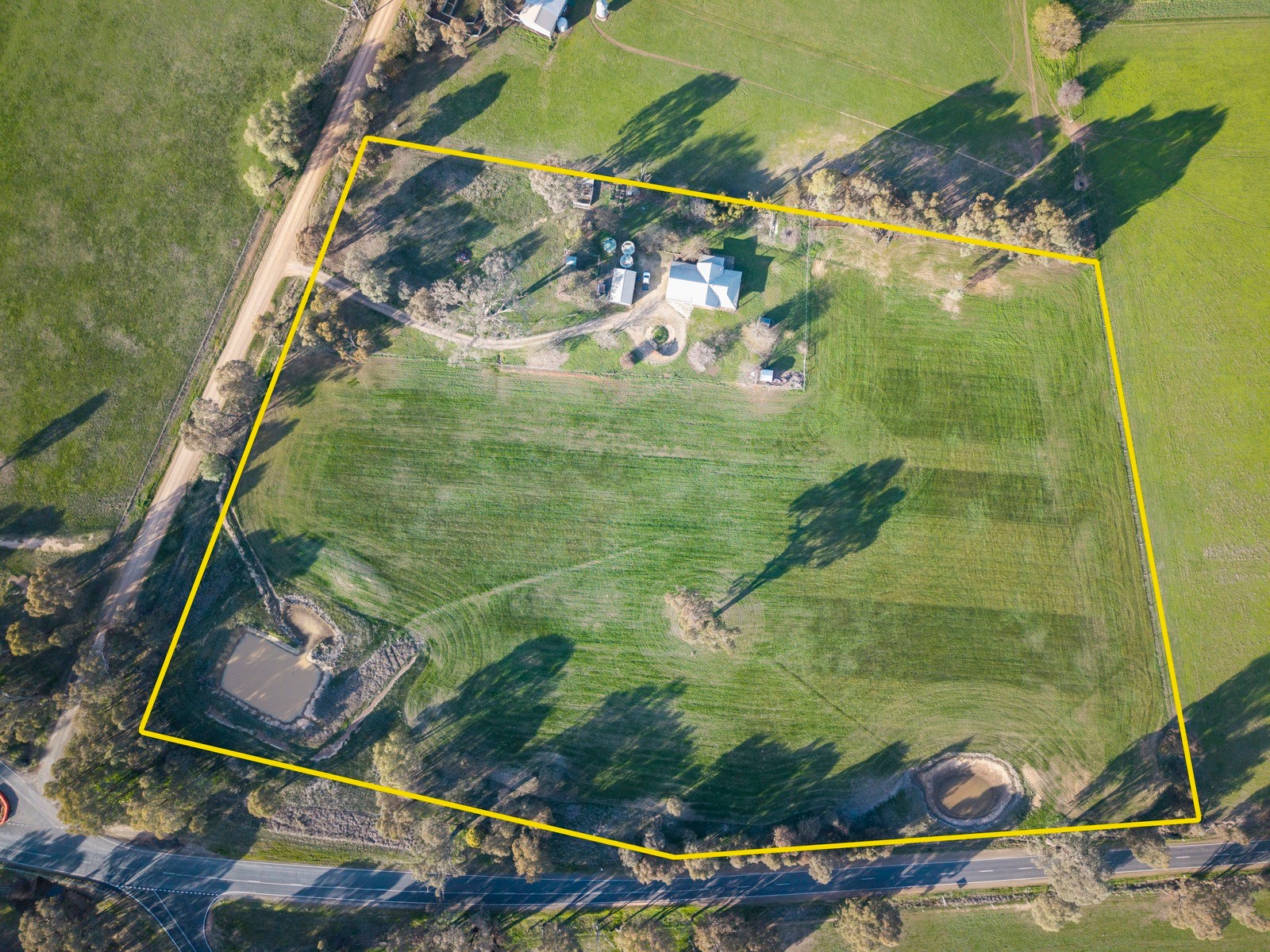 18 Farnley Road, Goorambat, VIC 3725