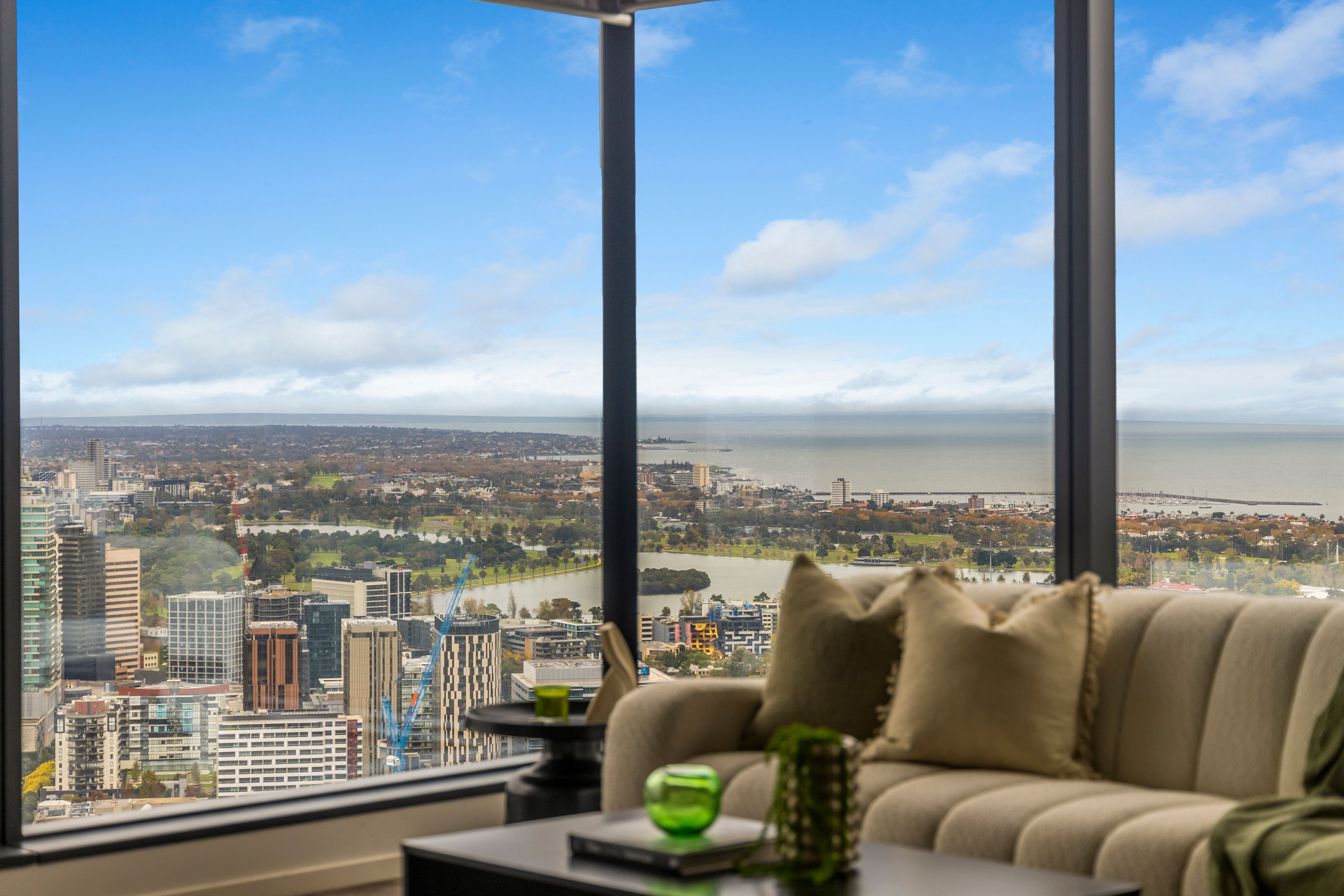 5001/7 Riverside Quay, Southbank, VIC 3006 Sold Apartment