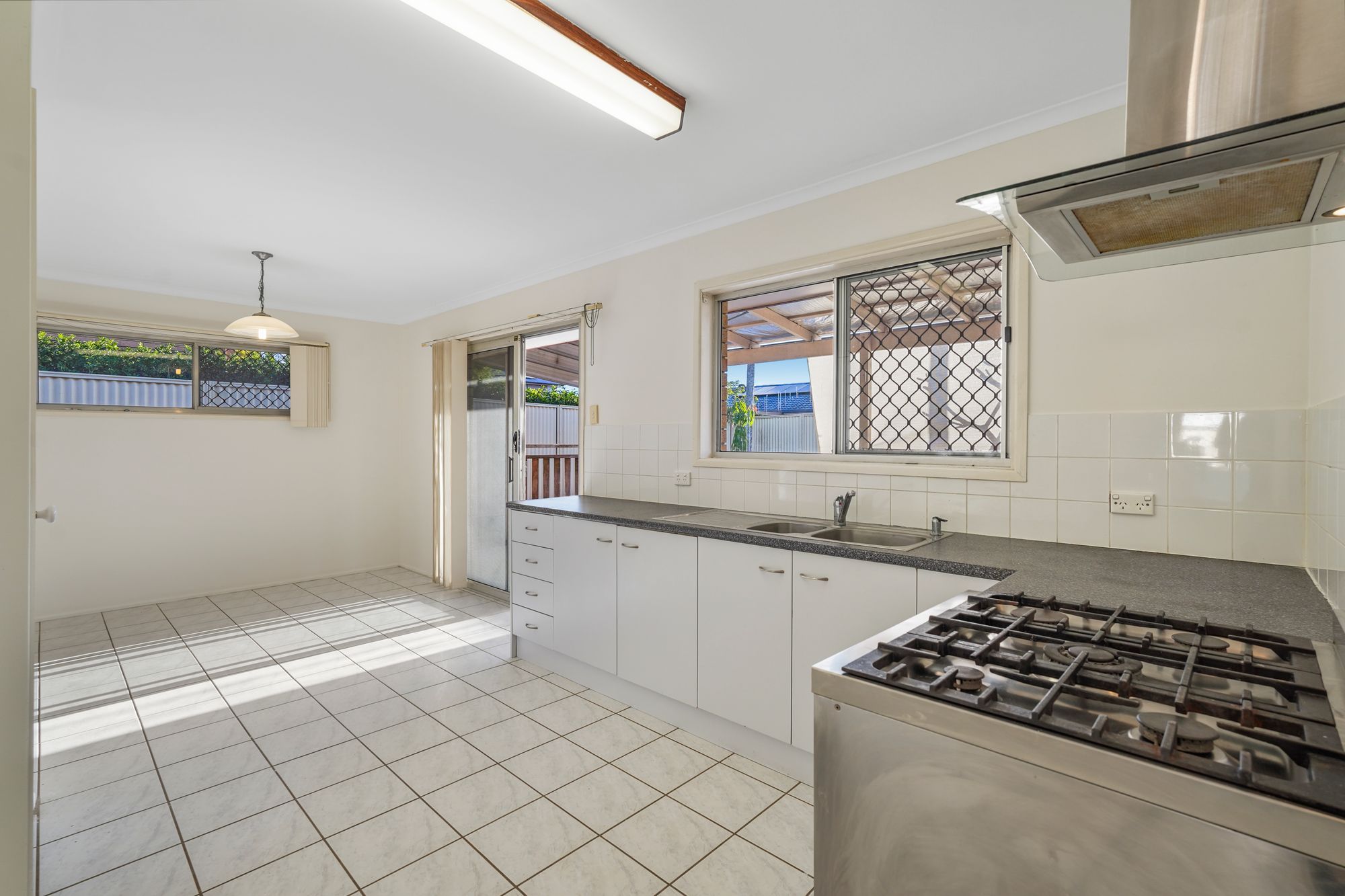 14 Phaius Street — photo 7 of 24
