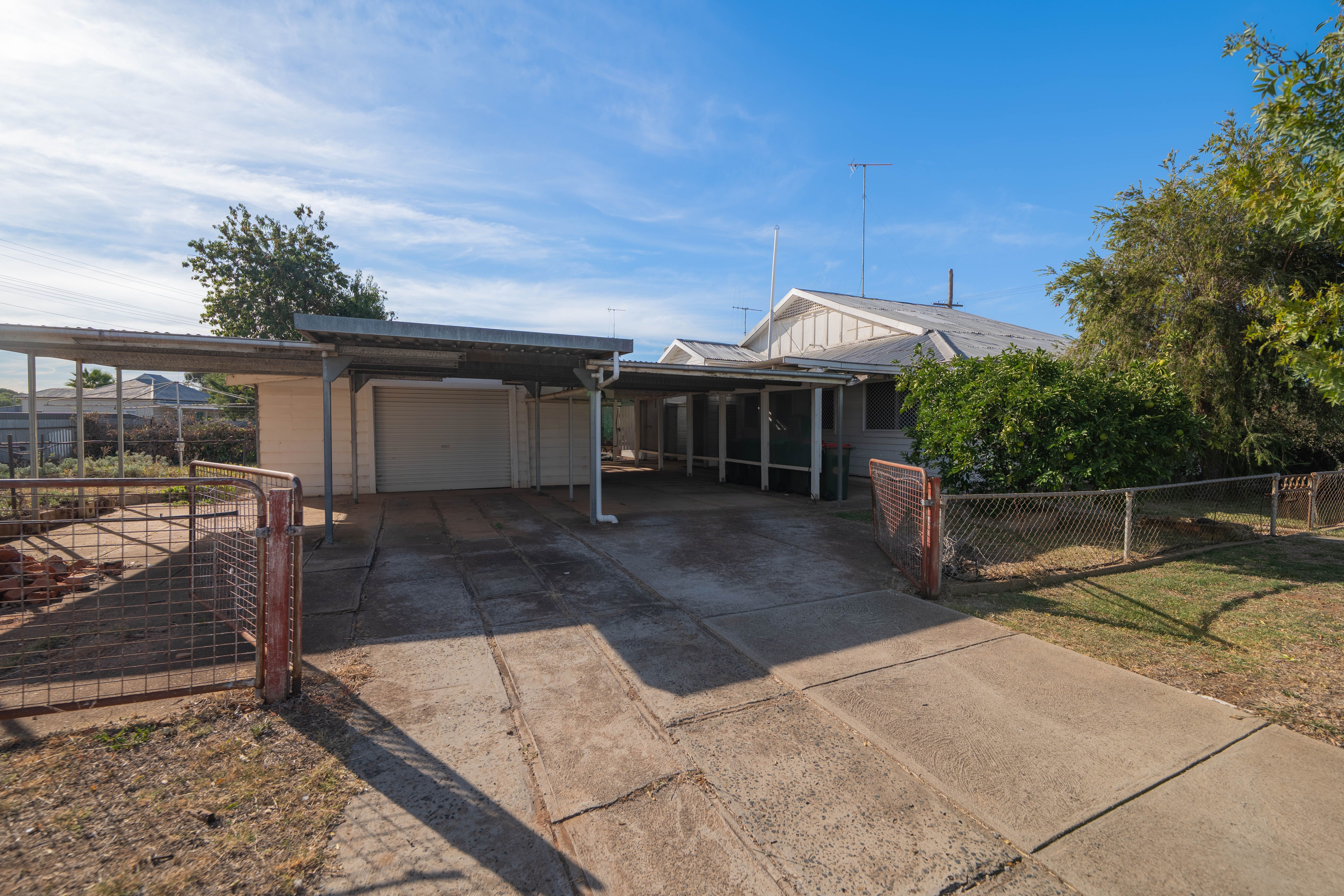 48 Grenfell Street — photo 9 of 10