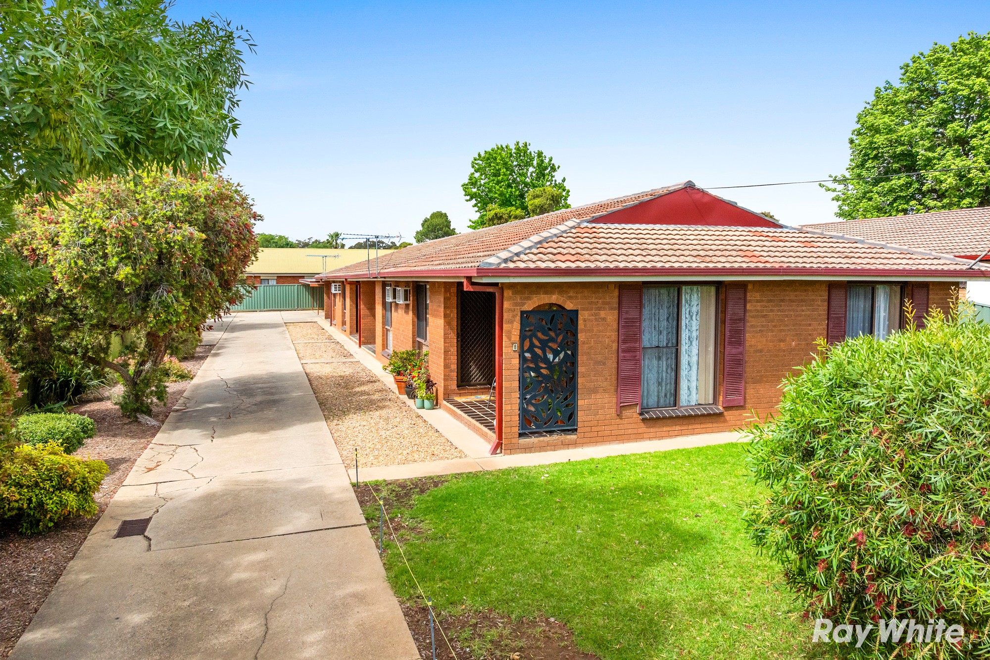 1-4/8 Kokoda Street, Ashmont, NSW 2650