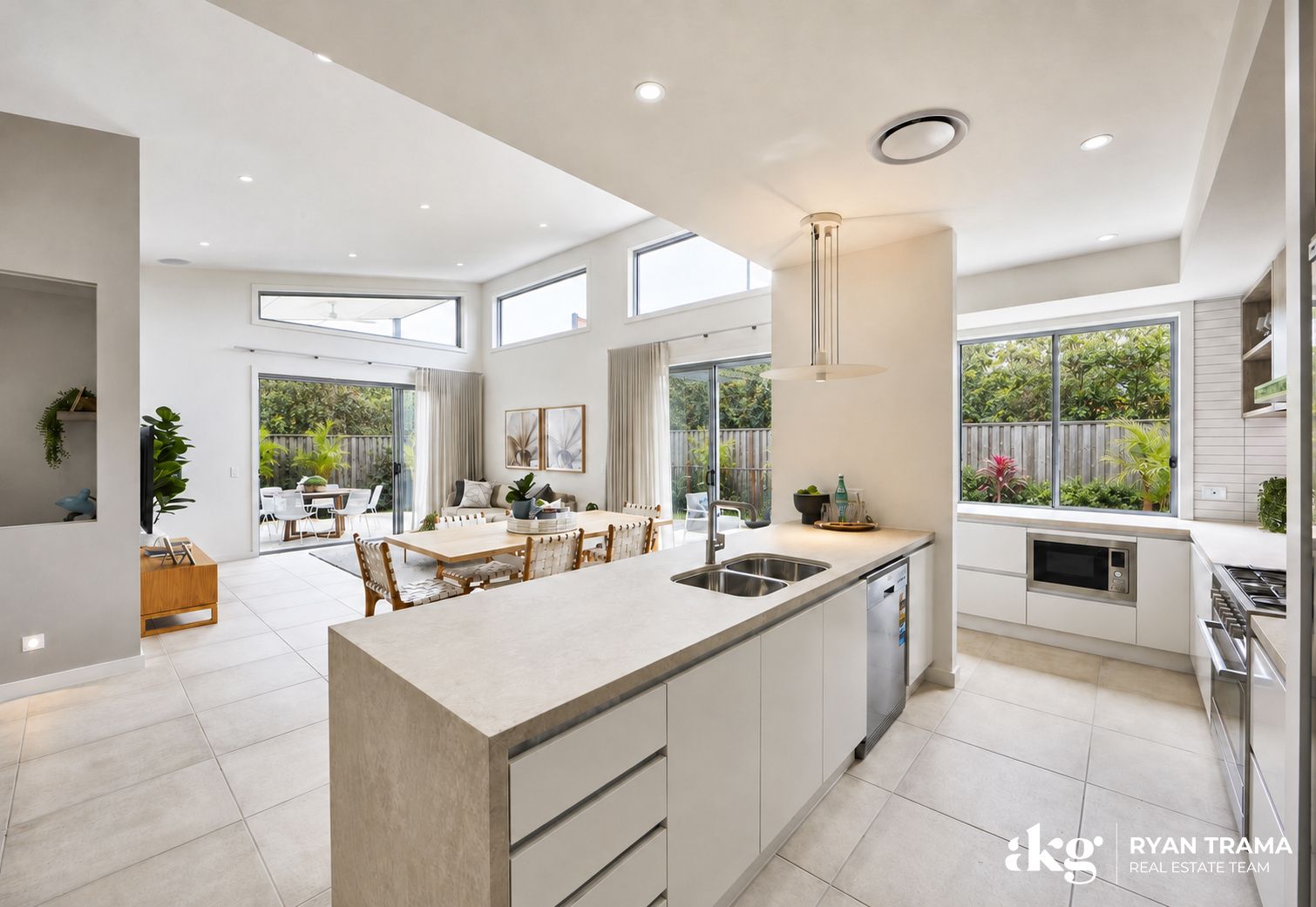 1 Cypress Street, Park Ridge, QLD 4125