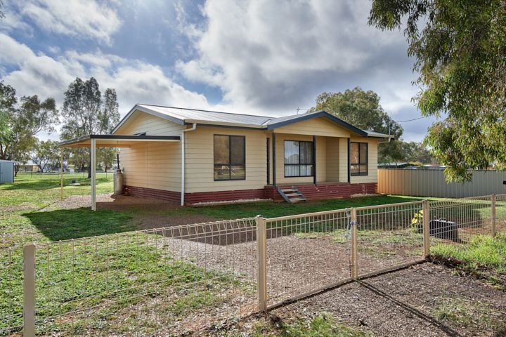 10 George Street, OLD JUNEE, Junee, NSW 2663