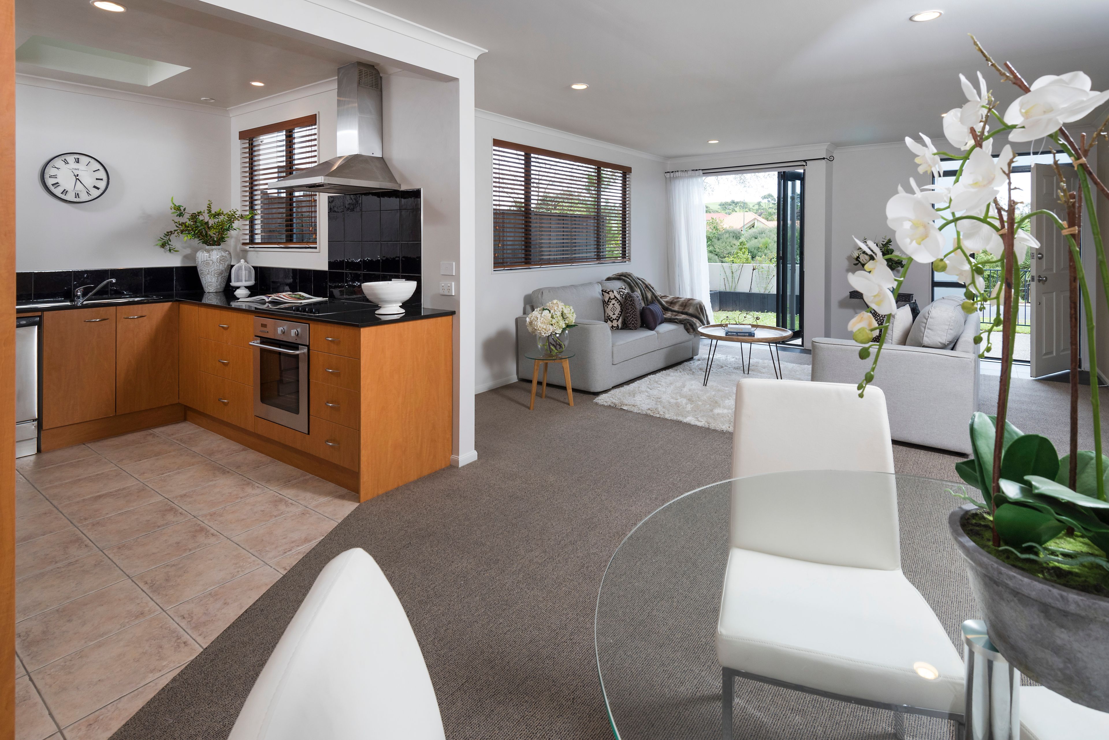 2/27 Kellaway Drive, East Tamaki, Manukau City