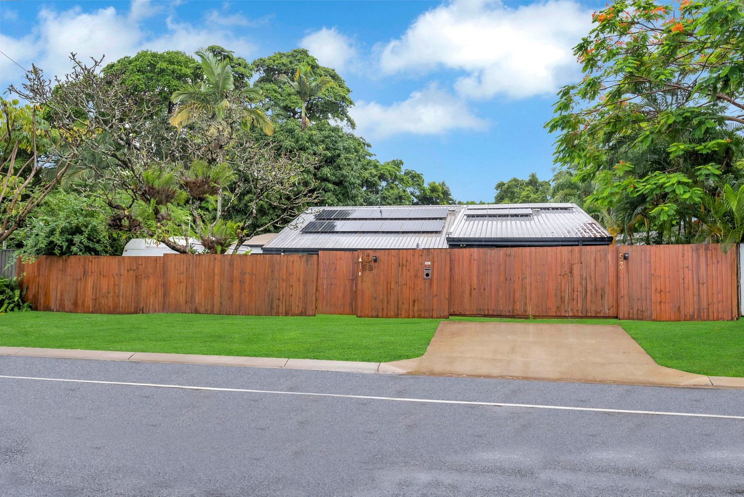 53 Veivers Road, Palm Cove, QLD 4879