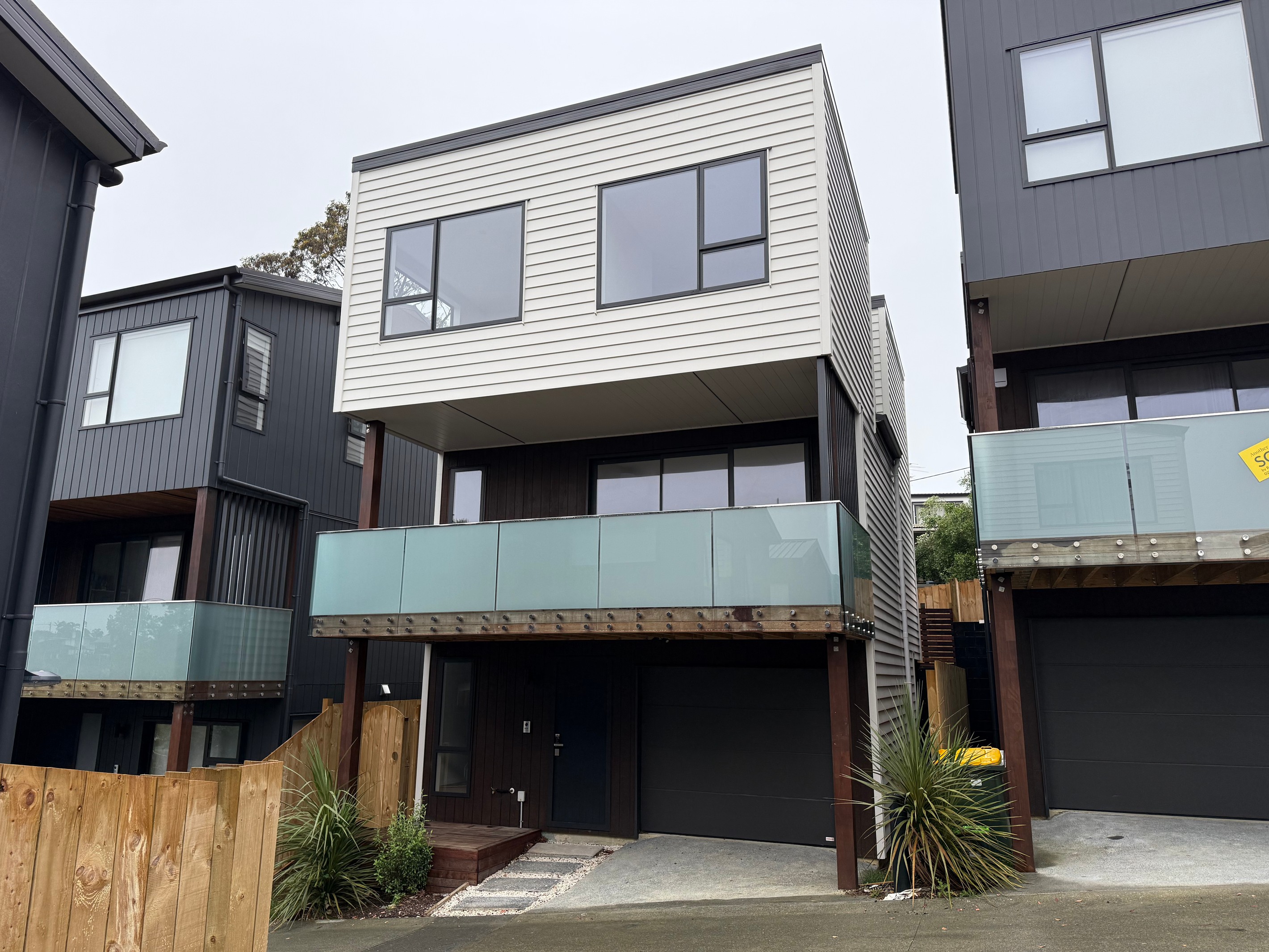 3/36 William Souter Street, Forrest Hill, North Shore City